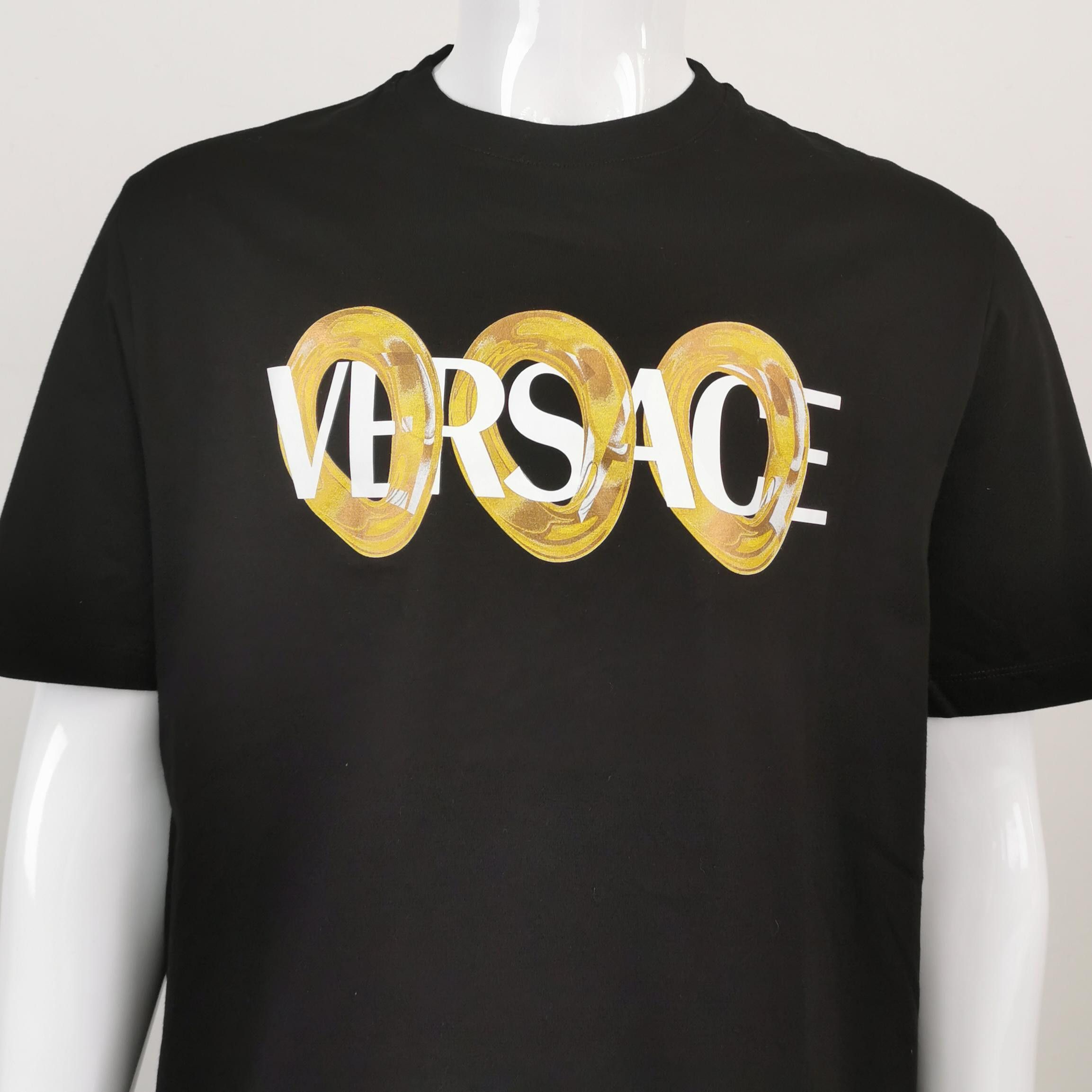 Versace Versace Logo Graphic T-Shirt Size L Size US L / EU 52-54 / 3 - 4 Thumbnail