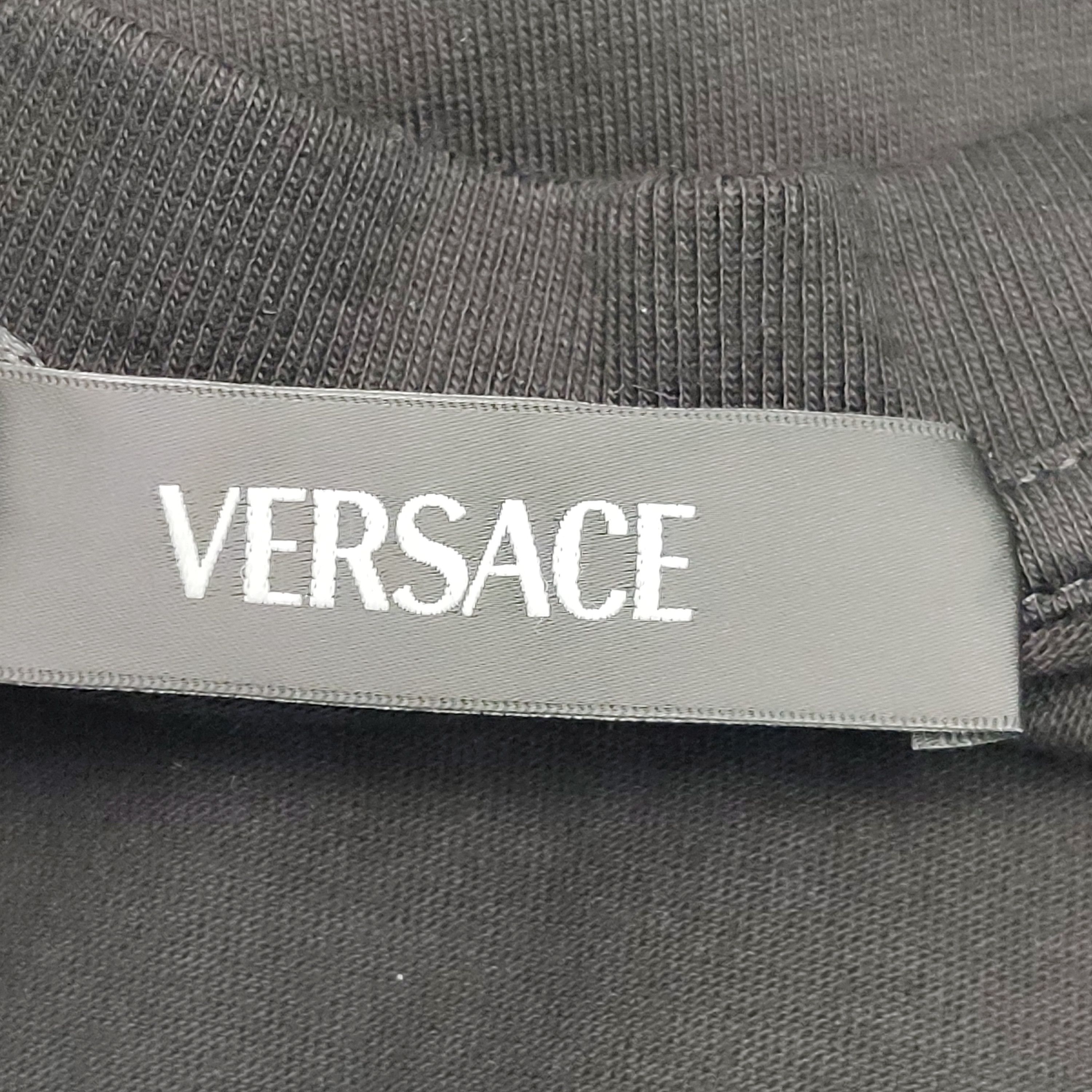 Versace Versace Medusa Frame Graphic T-Shirt L Size US L / EU 52-54 / 3 - 6 Thumbnail