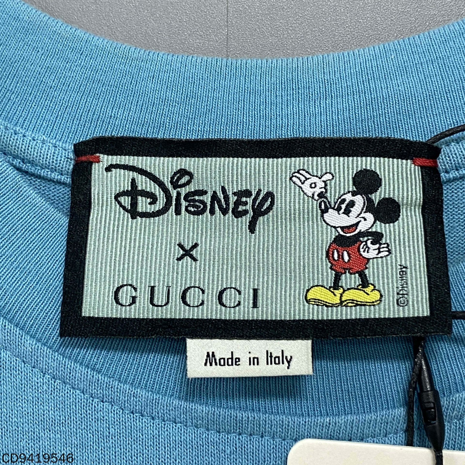 Gucci Gucci Retro Blue T-Shirt S Women Size S / US 4 / IT 40 - 4 Thumbnail