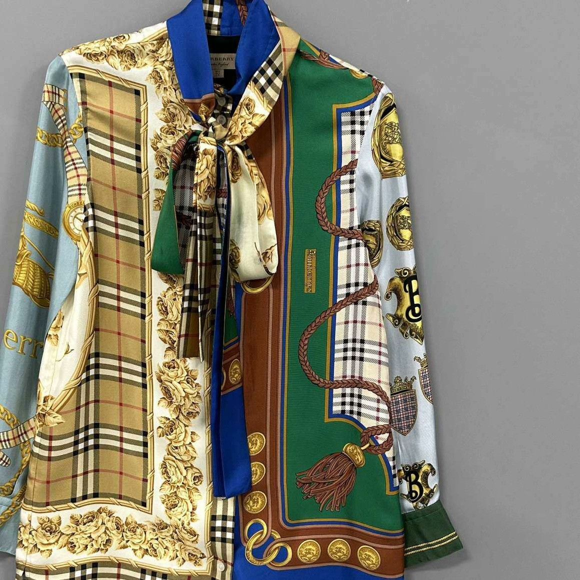 Burberry Burberry Silk Printed Button Up it_42 Women Size M / US 6-8 / IT 42-44 - 2 Thumbnail