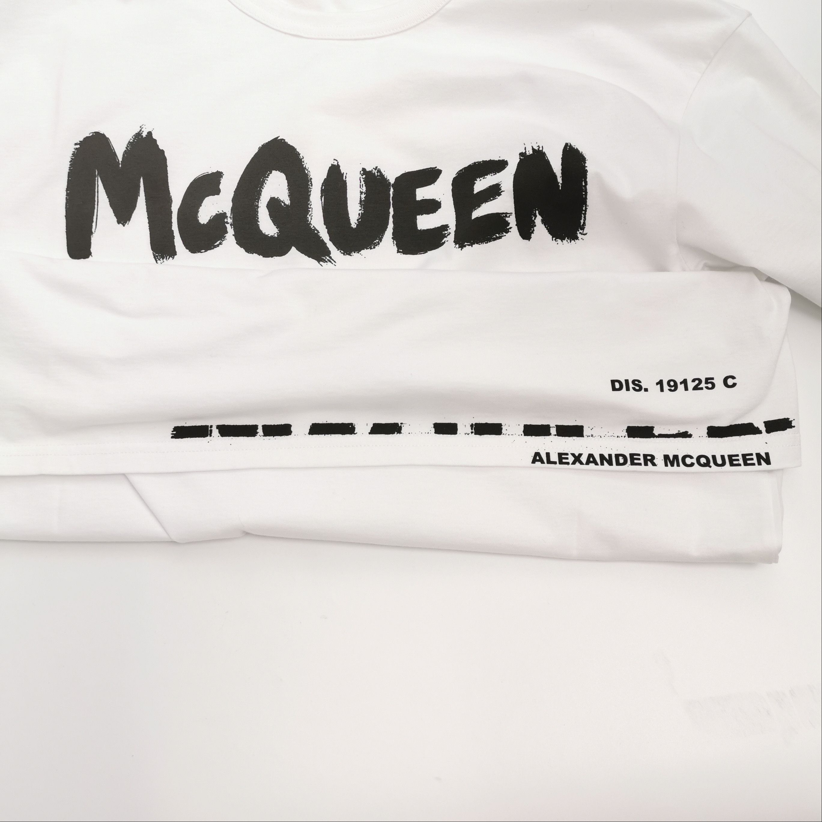 Alexander McQueen Alexander McQueen Logo Graffiti T-Shirt L Size US L / EU 52-54 / 3 - 4 Thumbnail