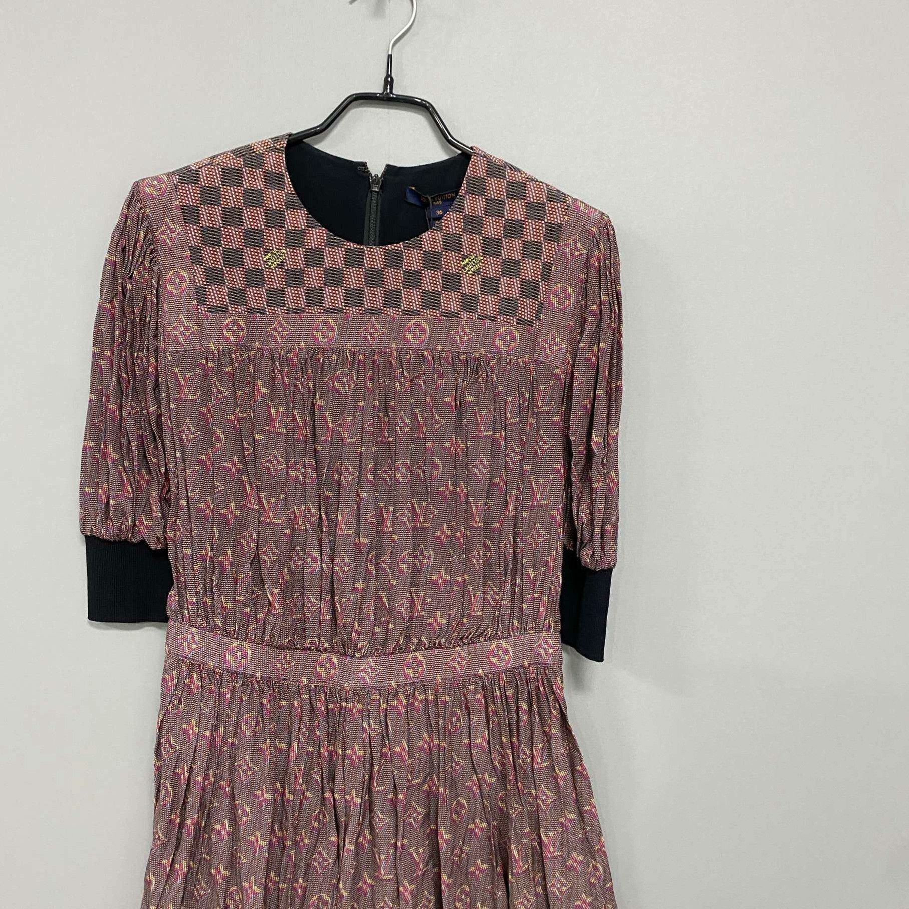 Louis Vuitton Louis Vuitton Silk Multi Dress S Women Size S / US 4 / IT 40 - 2 Thumbnail