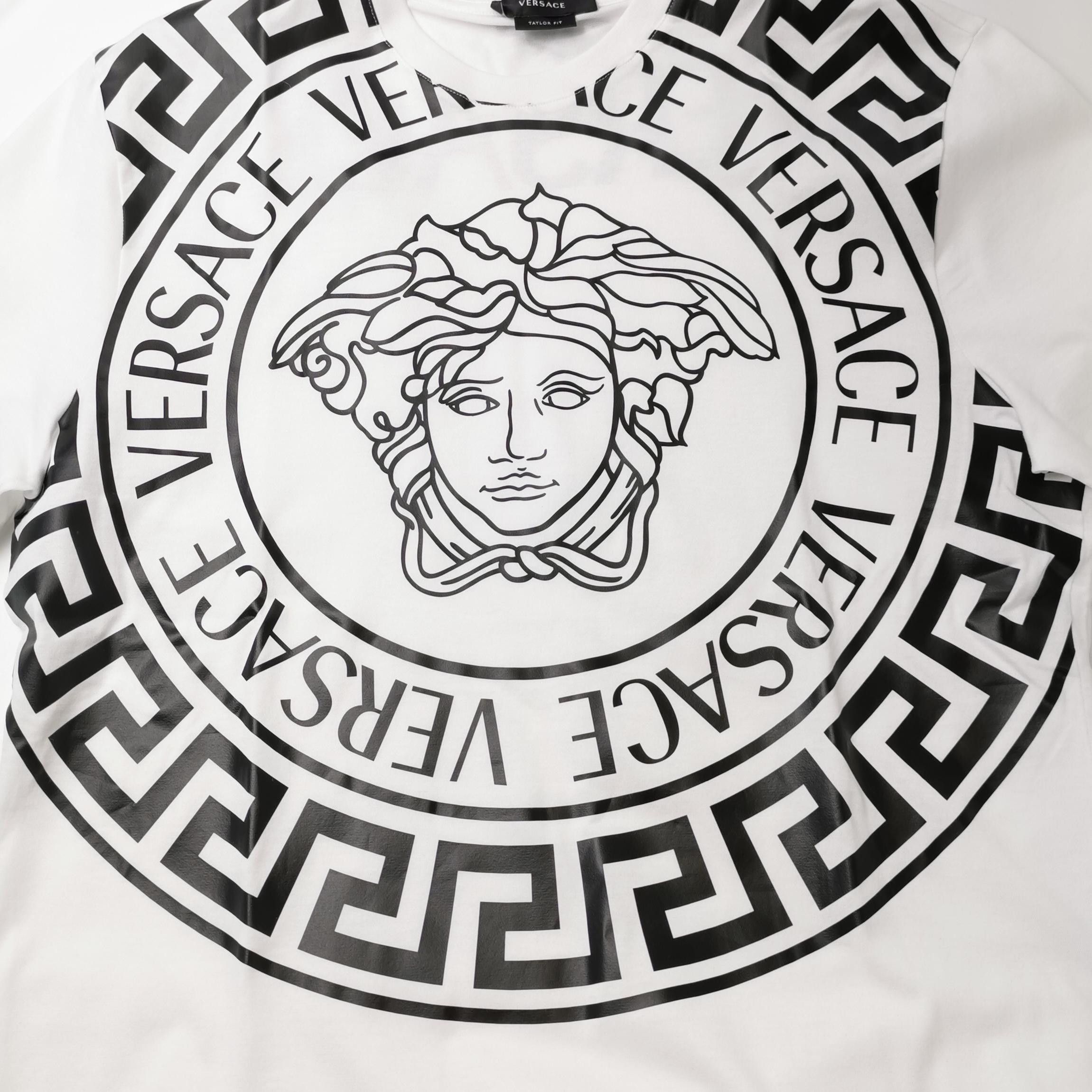 Versace Versace Medusa Logo Circle T-Shirt Size M Size US M / EU 48-50 / 2 - 5 Thumbnail