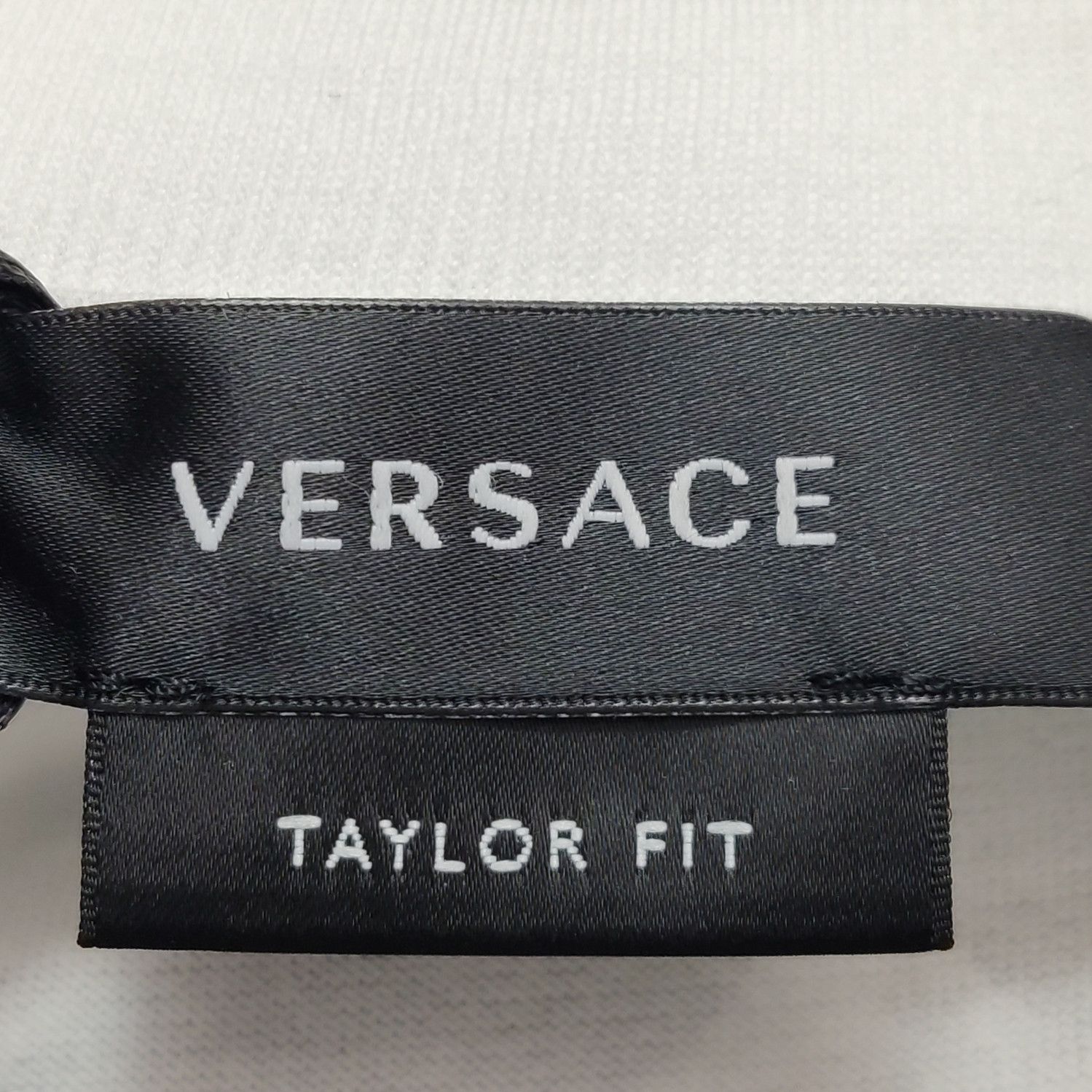 Versace Versace Medusa Logo Circle T-Shirt Size M Size US M / EU 48-50 / 2 - 7 Thumbnail