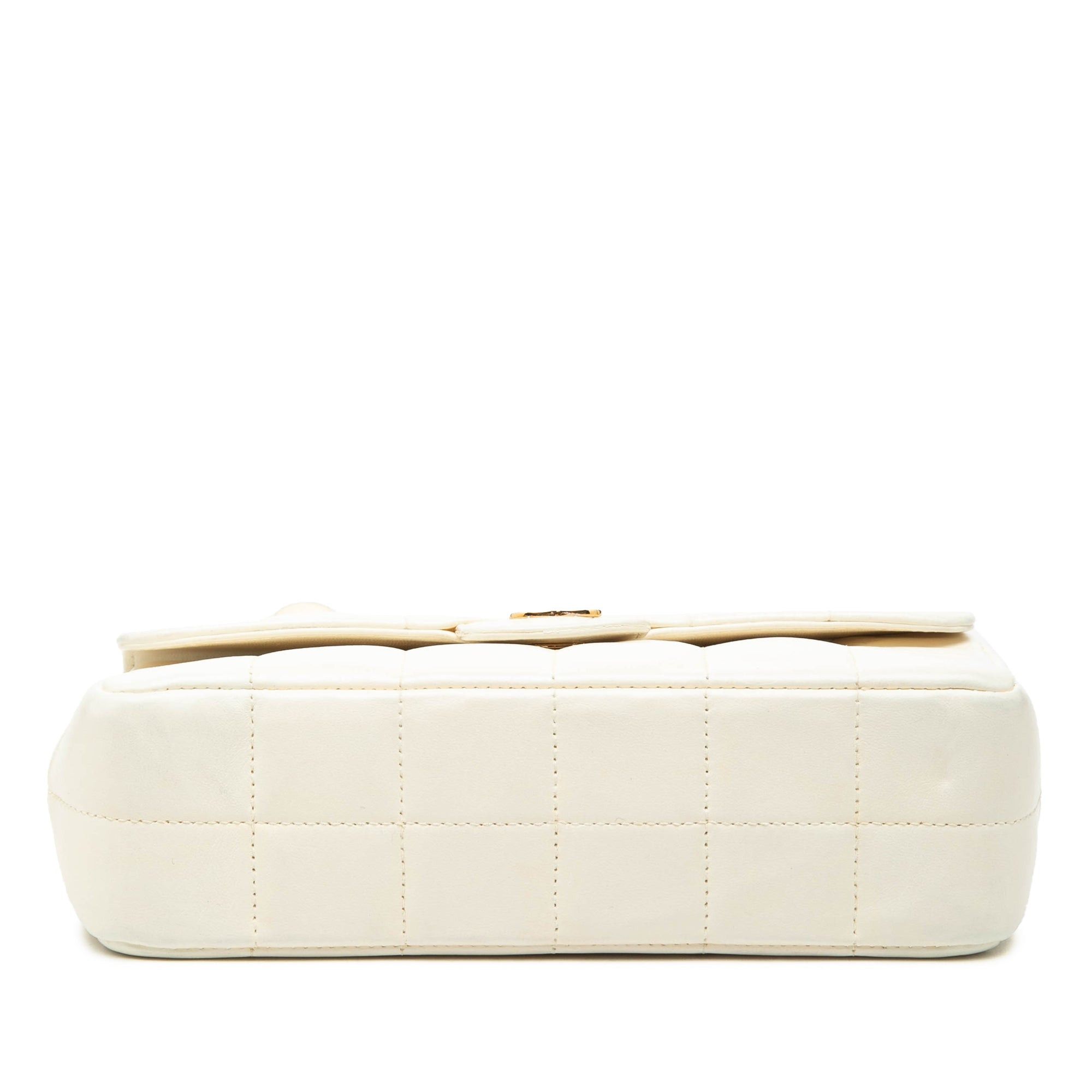 Chanel Mini Lambskin Chocolate Bar Camellia Flap Size ONE SIZE - 3 Thumbnail
