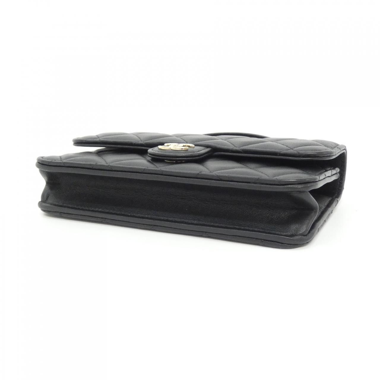 Chanel Chanel Chanel Lambskin Phone Case Leather Phonecase AP3226 DUTY FREE for USA Size ONE SIZE - 3 Thumbnail