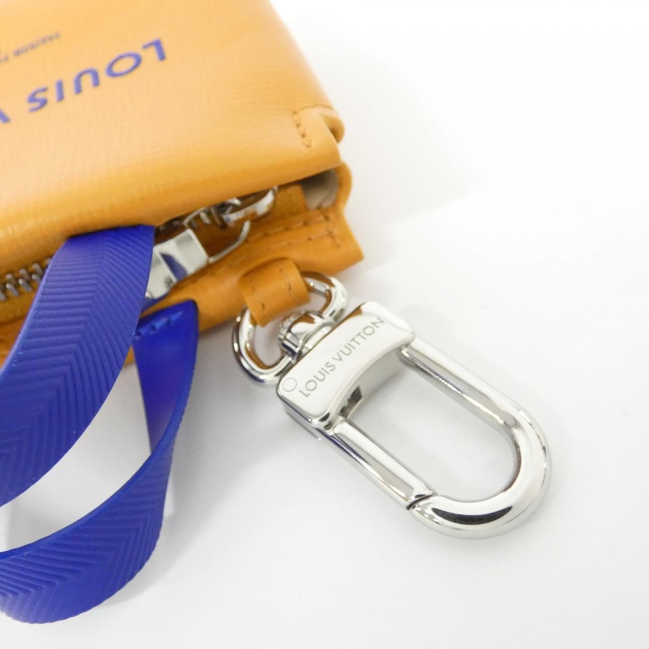 Louis Vuitton Louis Vuitton Louis Vuitton Bag Charm LV Mini Shopper Keyring Metal Charm M02699 DUTY FREE for USA Size ONE SIZE - 4 Thumbnail