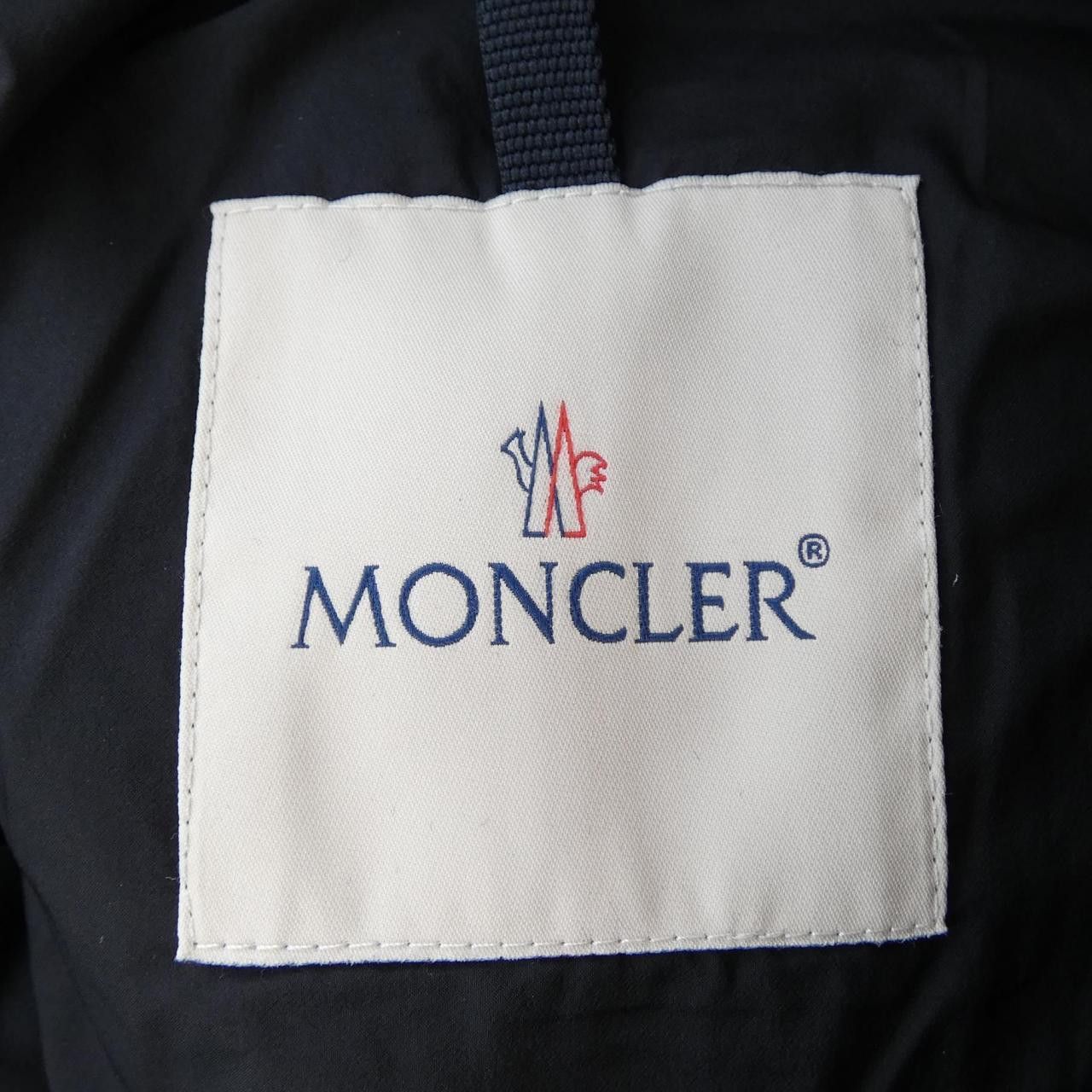 Moncler Moncler Moncler Mussala Down Jacket Textile Outerwear MUSSALA DUTY FREE for USA Size ONE SIZE - 6 Thumbnail