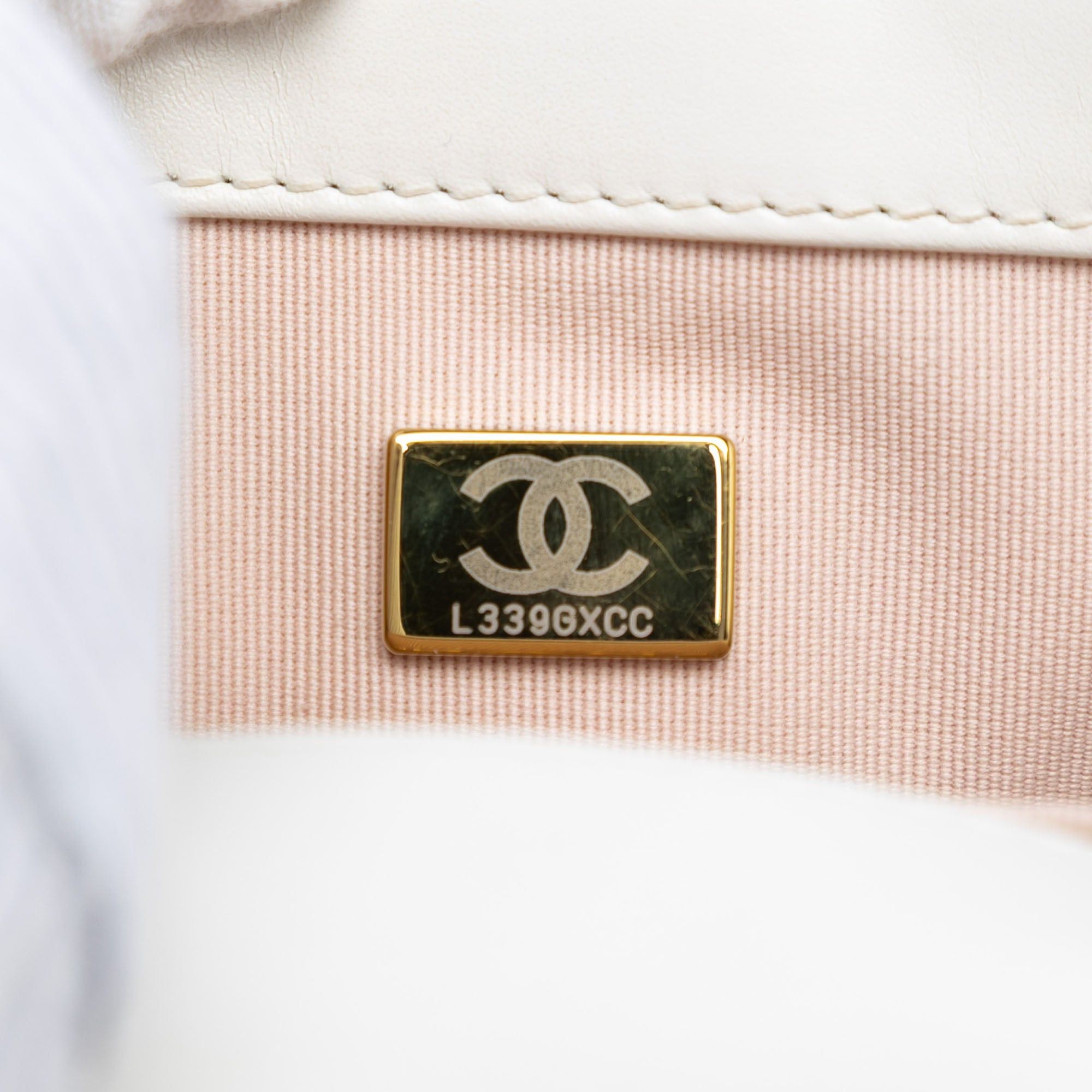 Chanel Square Calfskin Boy Reverso Flap Size ONE SIZE - 6 Thumbnail
