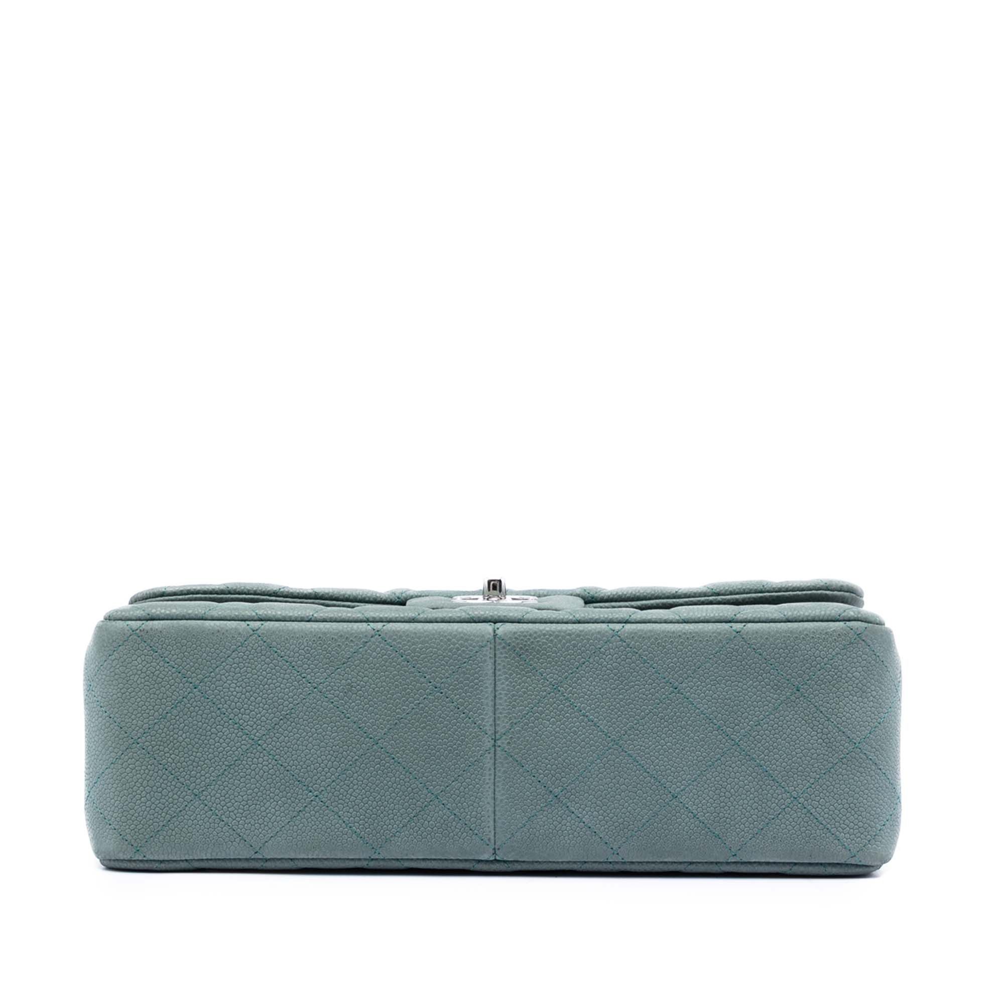 Chanel Jumbo Classic Iridescent Caviar Double Flap Size ONE SIZE - 3 Thumbnail