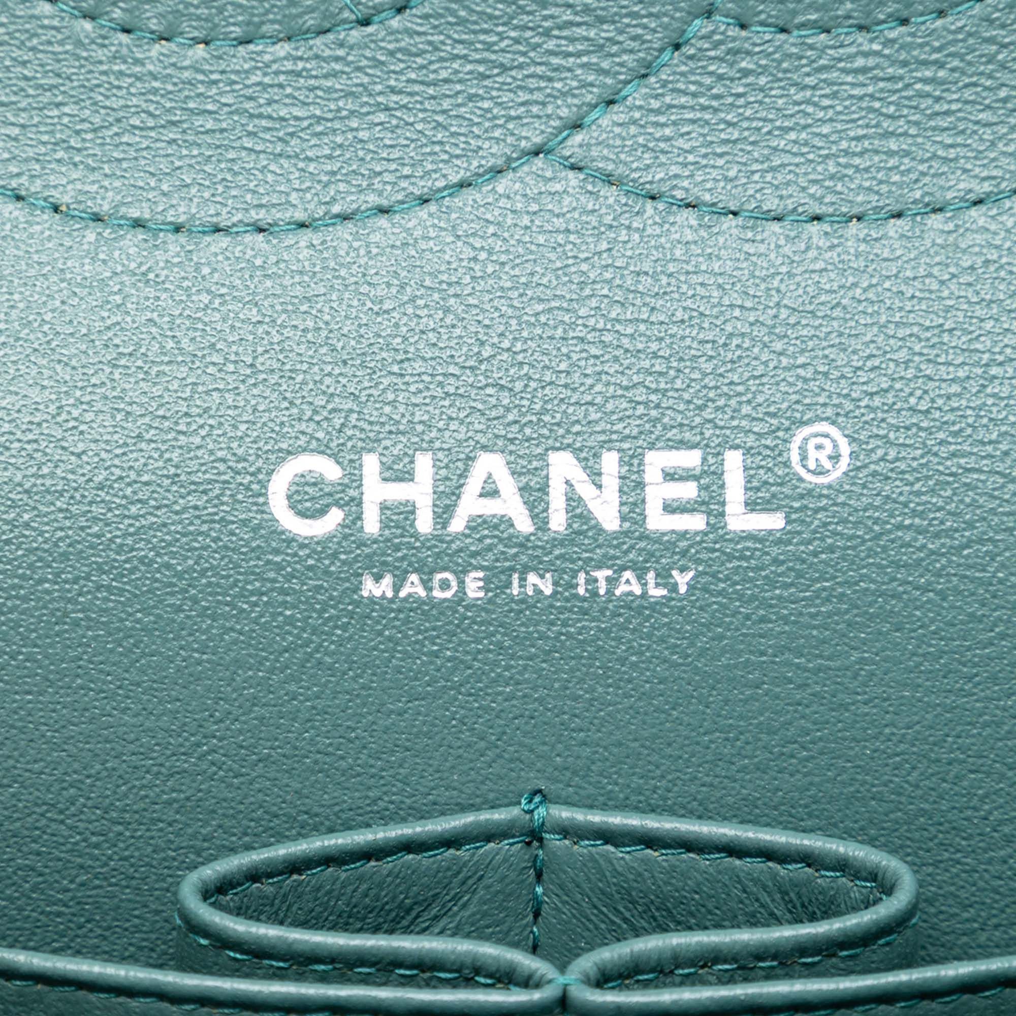Chanel Jumbo Classic Iridescent Caviar Double Flap Size ONE SIZE - 5 Thumbnail