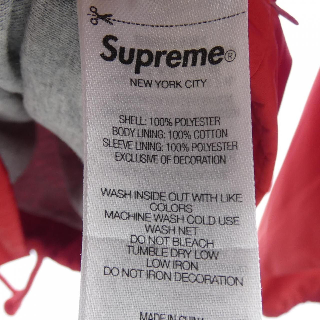 Supreme Supreme Supreme Old English Arc Coach Jacket Textile Outerwear DUTY FREE for USA Size ONE SIZE - 3 Thumbnail