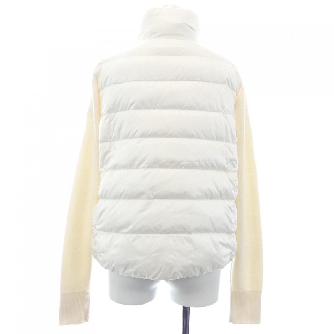 Moncler Moncler Moncler Down Jacket Textile Outerwear 20939B00024 DUTY FREE for USA Size ONE SIZE - 2 Thumbnail
