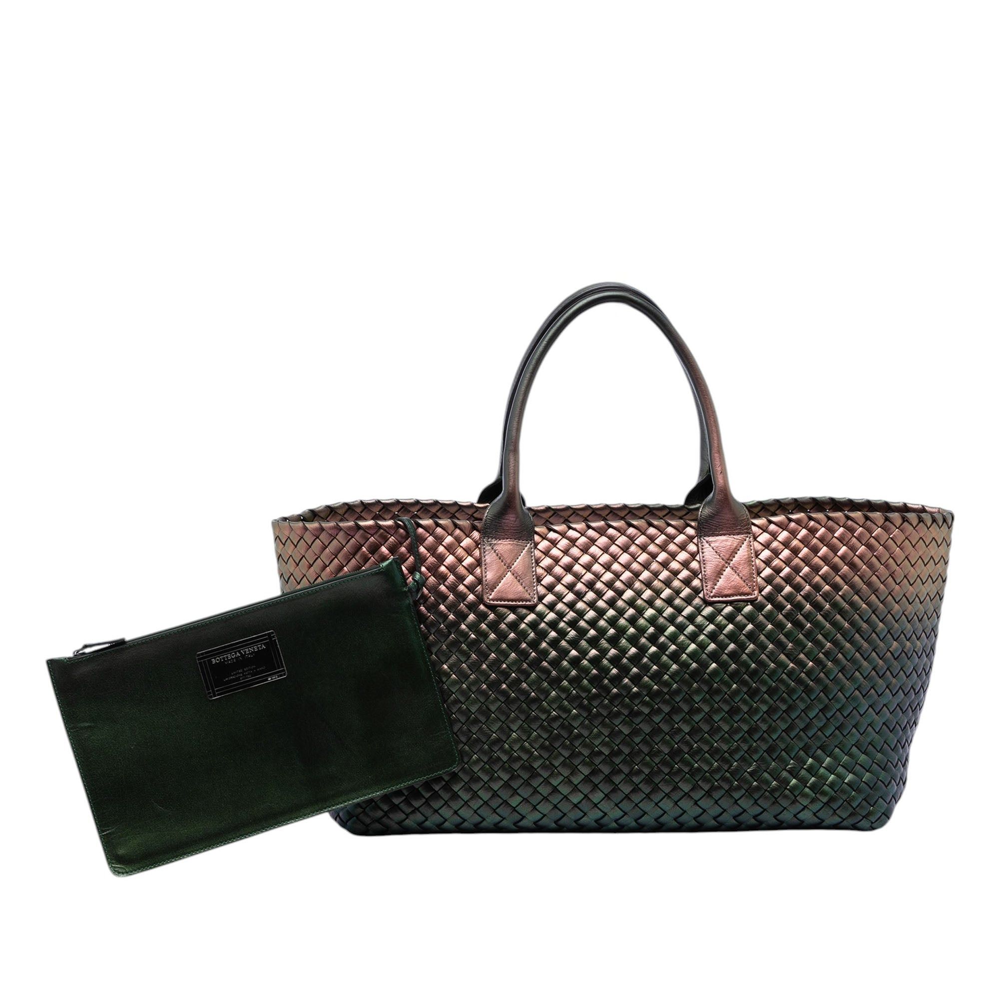 Bottega Veneta Medium Iridescent Nappa Intrecciato Cabat Tote Size ONE SIZE - 7 Thumbnail