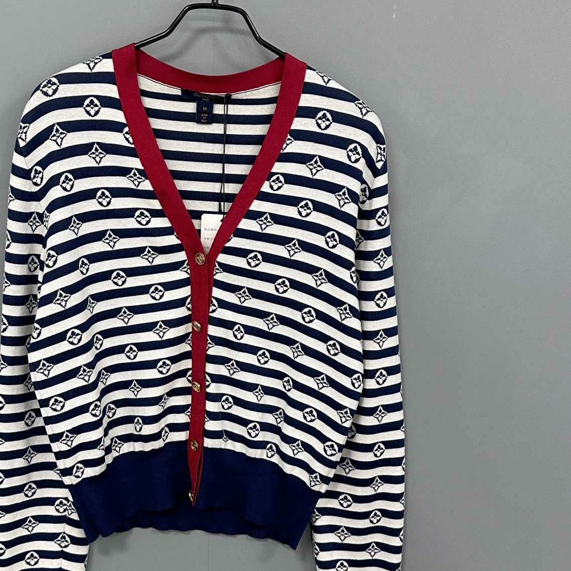 Louis Vuitton Louis Vuitton Striped Blue Sweater M Women Size M / US 6-8 / IT 42-44 - 2 Thumbnail