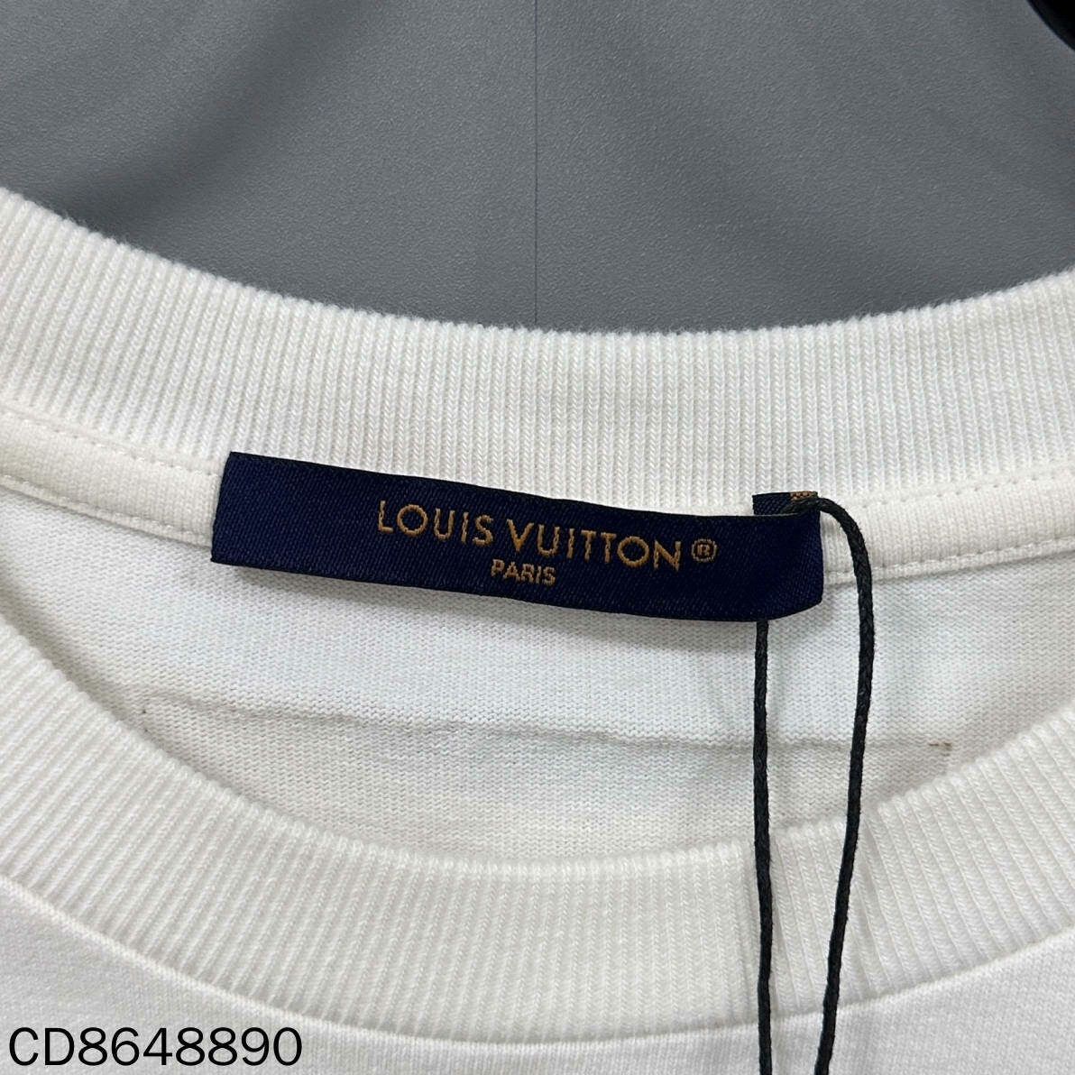 Louis Vuitton Louis Vuitton Retro Printed Multi T-Shirt m Men Size US M / EU 48-50 / 2 - 4 Thumbnail