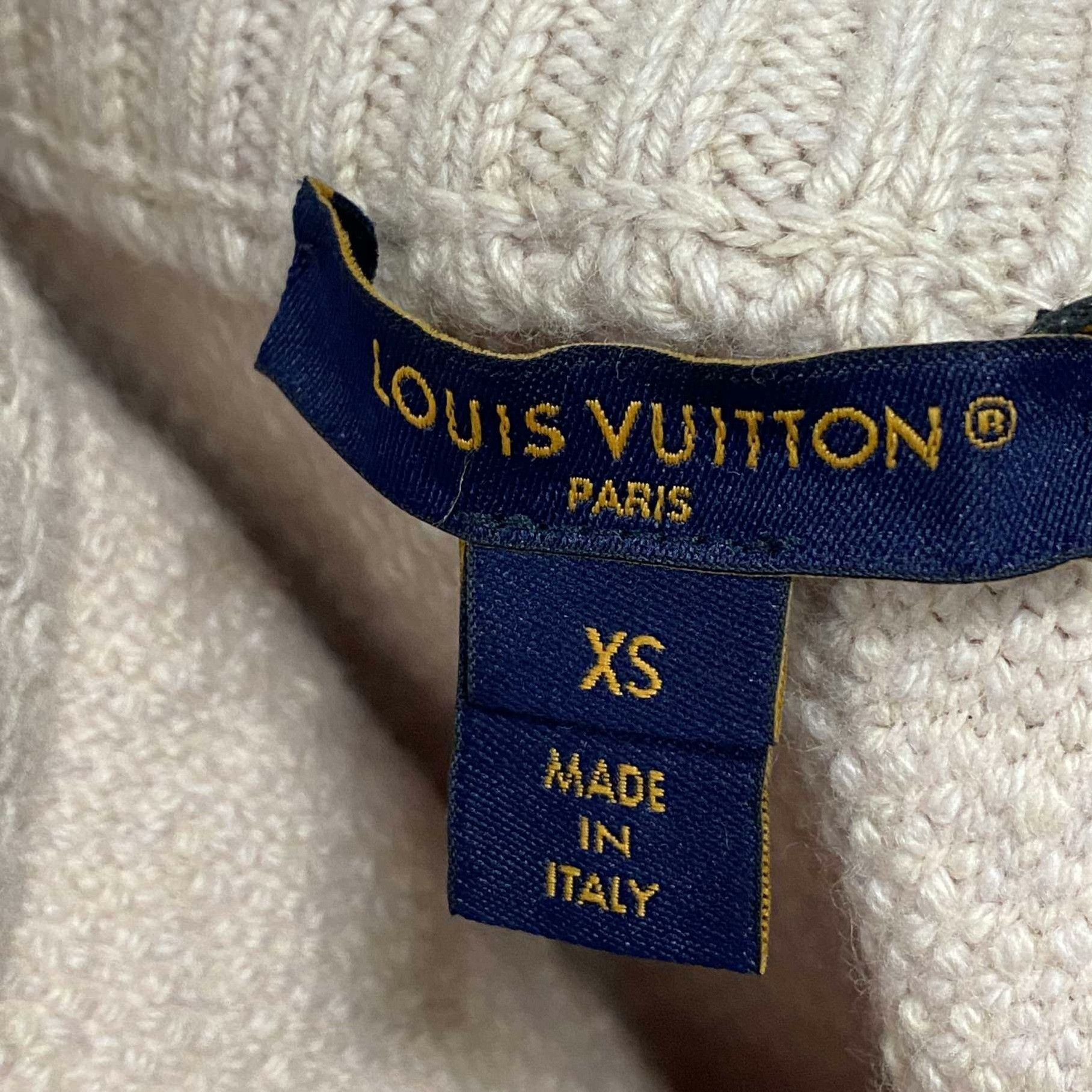 Louis Vuitton Louis Vuitton Knit Gold T-Shirt XS Women Size XS / US 0-2 / IT 36-38 - 7 Thumbnail
