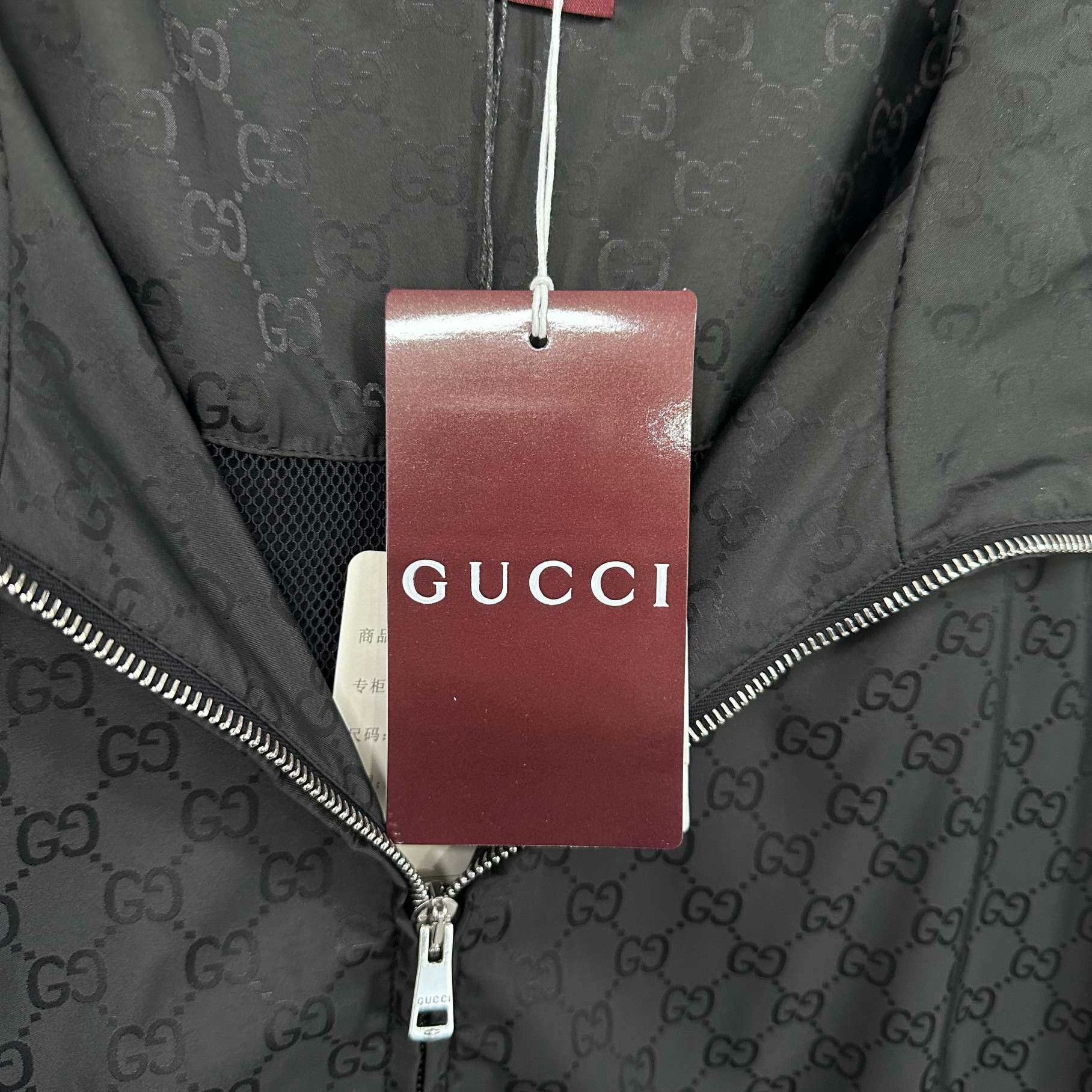 Gucci Gucci Light Jacket s Men Size US S / EU 44-46 / 1 - 6 Thumbnail