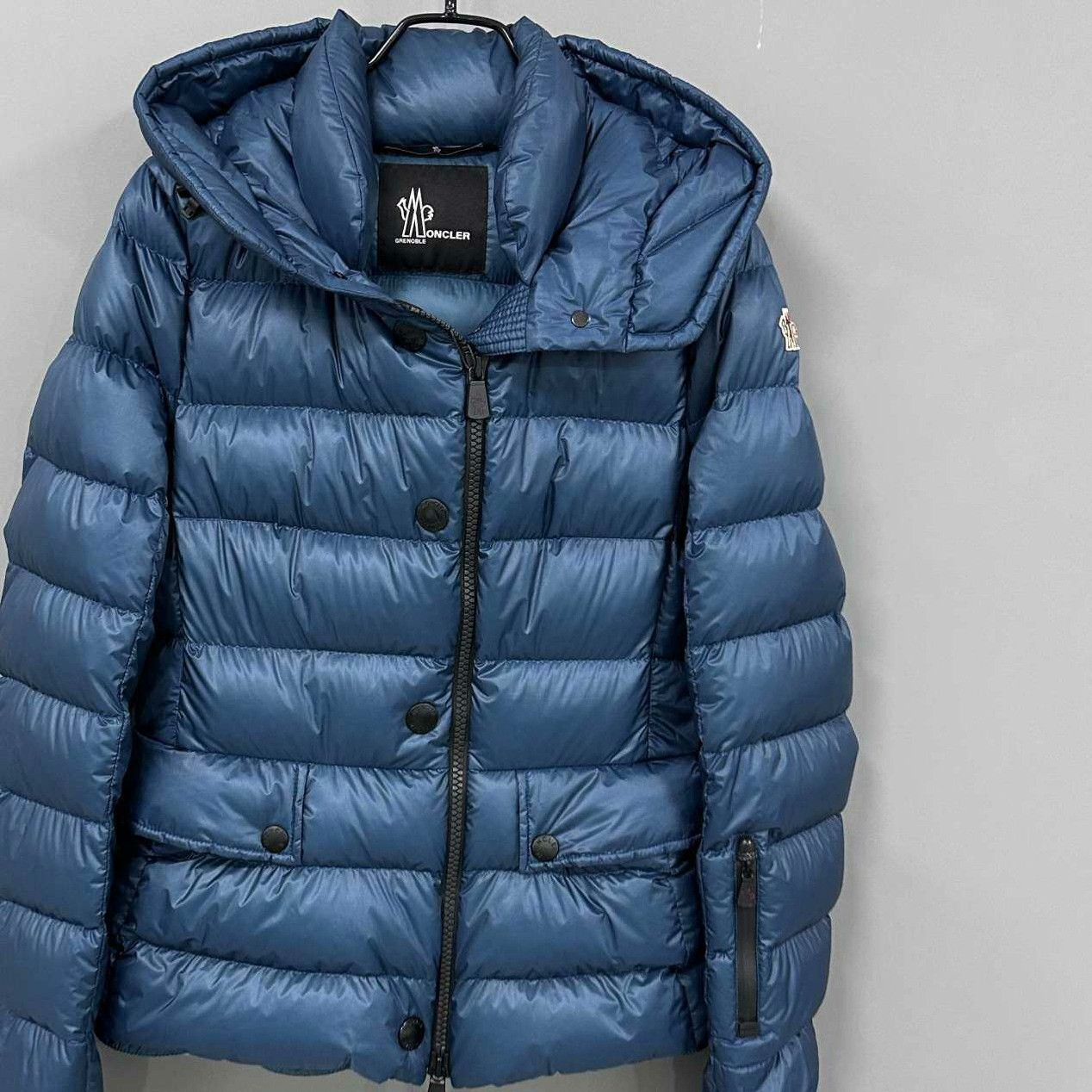 Moncler Moncler Down Down Jacket it_38 Women Size XS / US 0-2 / IT 36-38 - 2 Thumbnail