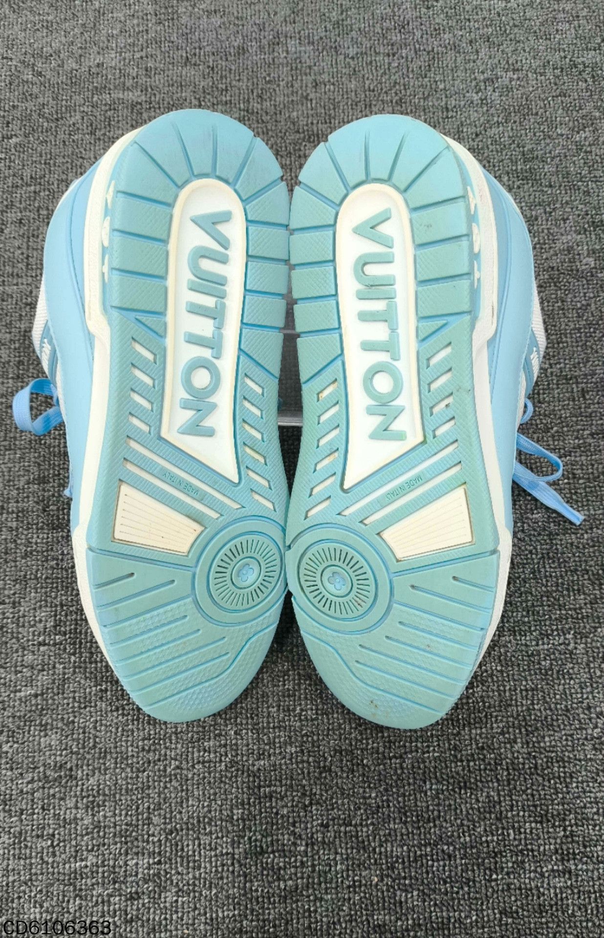 Louis Vuitton Louis Vuitton Training Blue Lowtop Sneakers us_8 Women Size US 8 / IT 38 - 6 Thumbnail