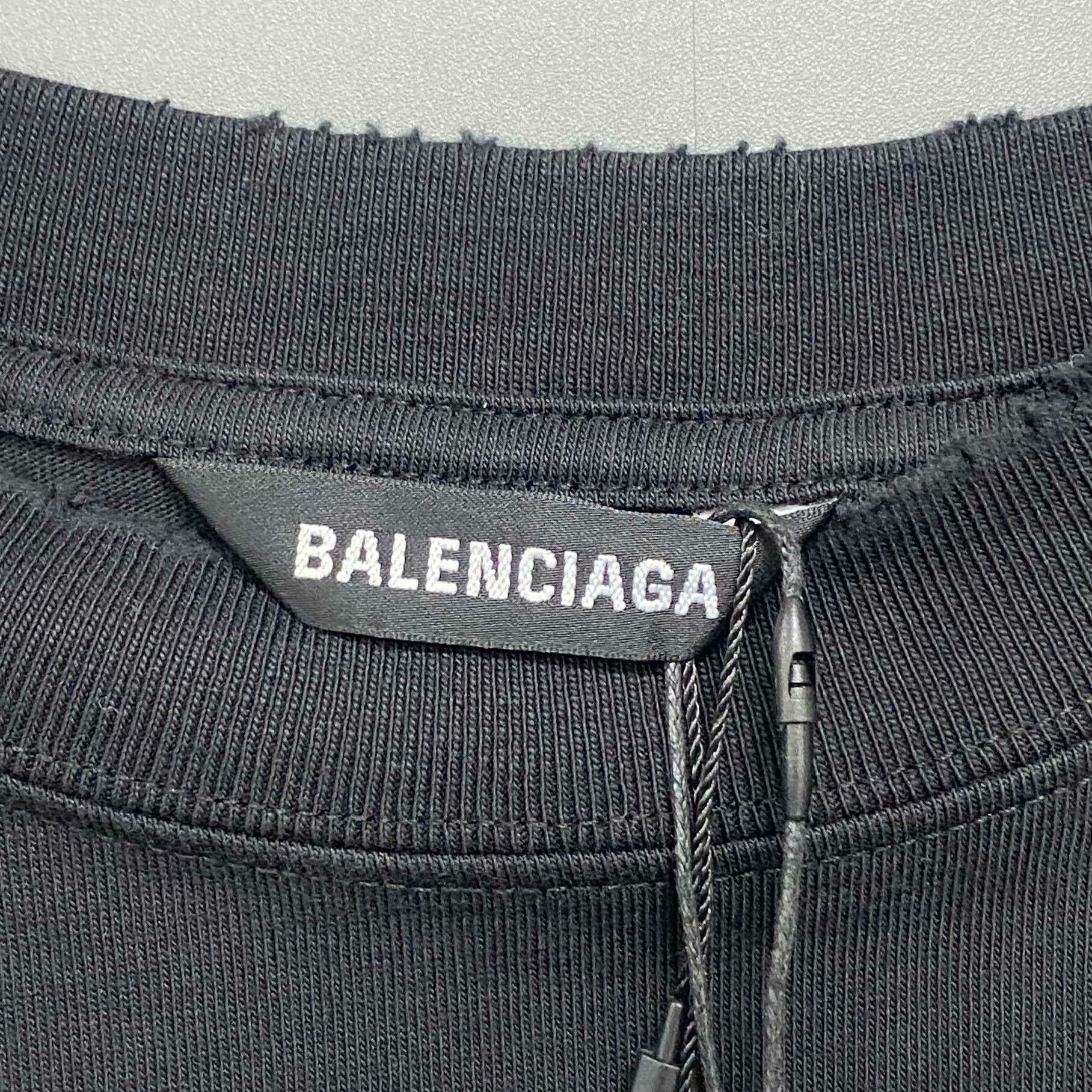 Balenciaga Balenciaga Printed T-Shirt xs Men Size US XS / EU 42 / 0 - 6 Thumbnail