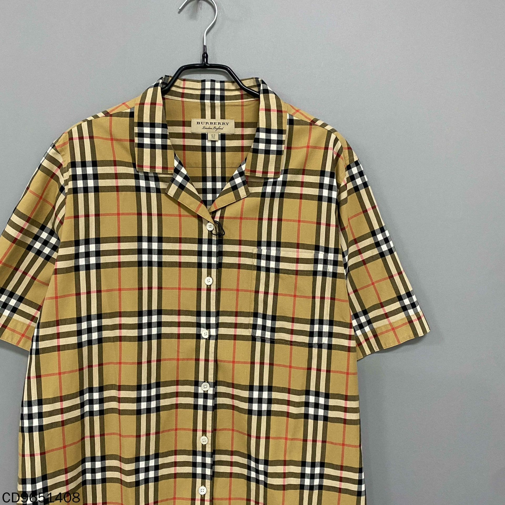Burberry Burberry Plaid Shirt s Men Size US S / EU 44-46 / 1 - 2 Thumbnail