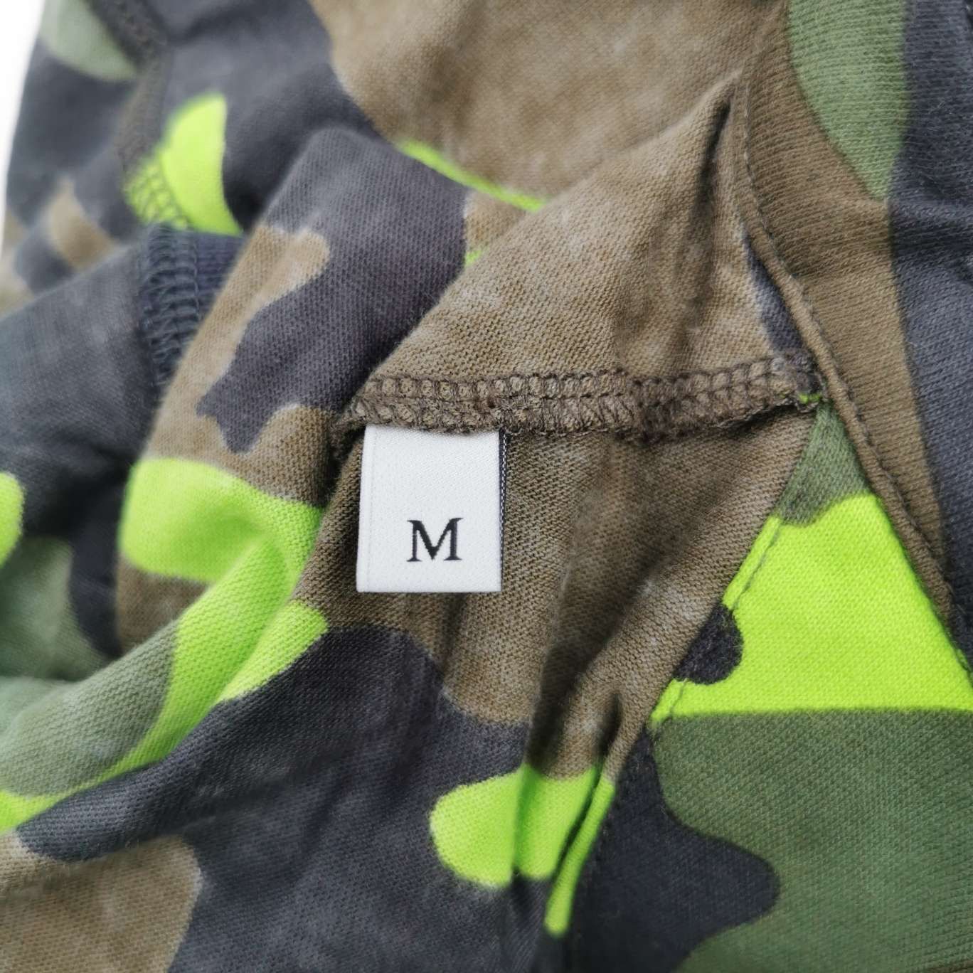 Valentino Valentino Camo Rockstud Polo Shirt Size M Size US M / EU 48-50 / 2 - 7 Thumbnail