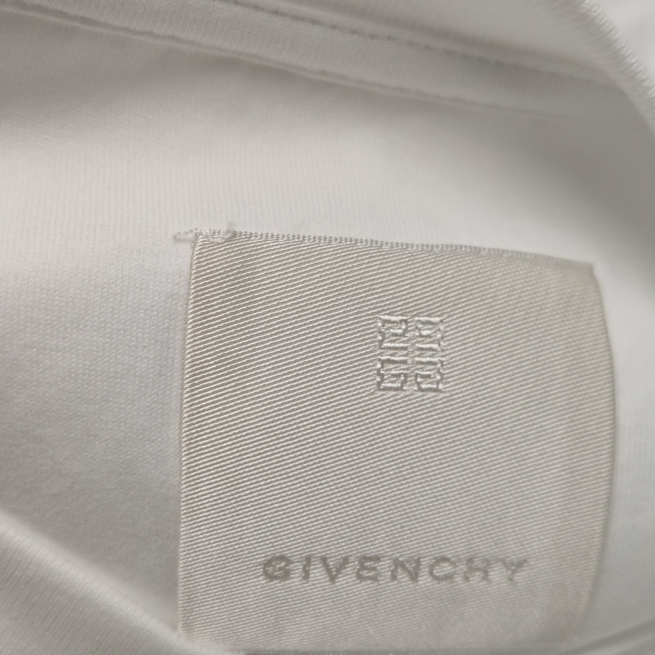 Givenchy Givenchy Crest Logo T-Shirt XL Size US XL / EU 56 / 4 - 10 Thumbnail