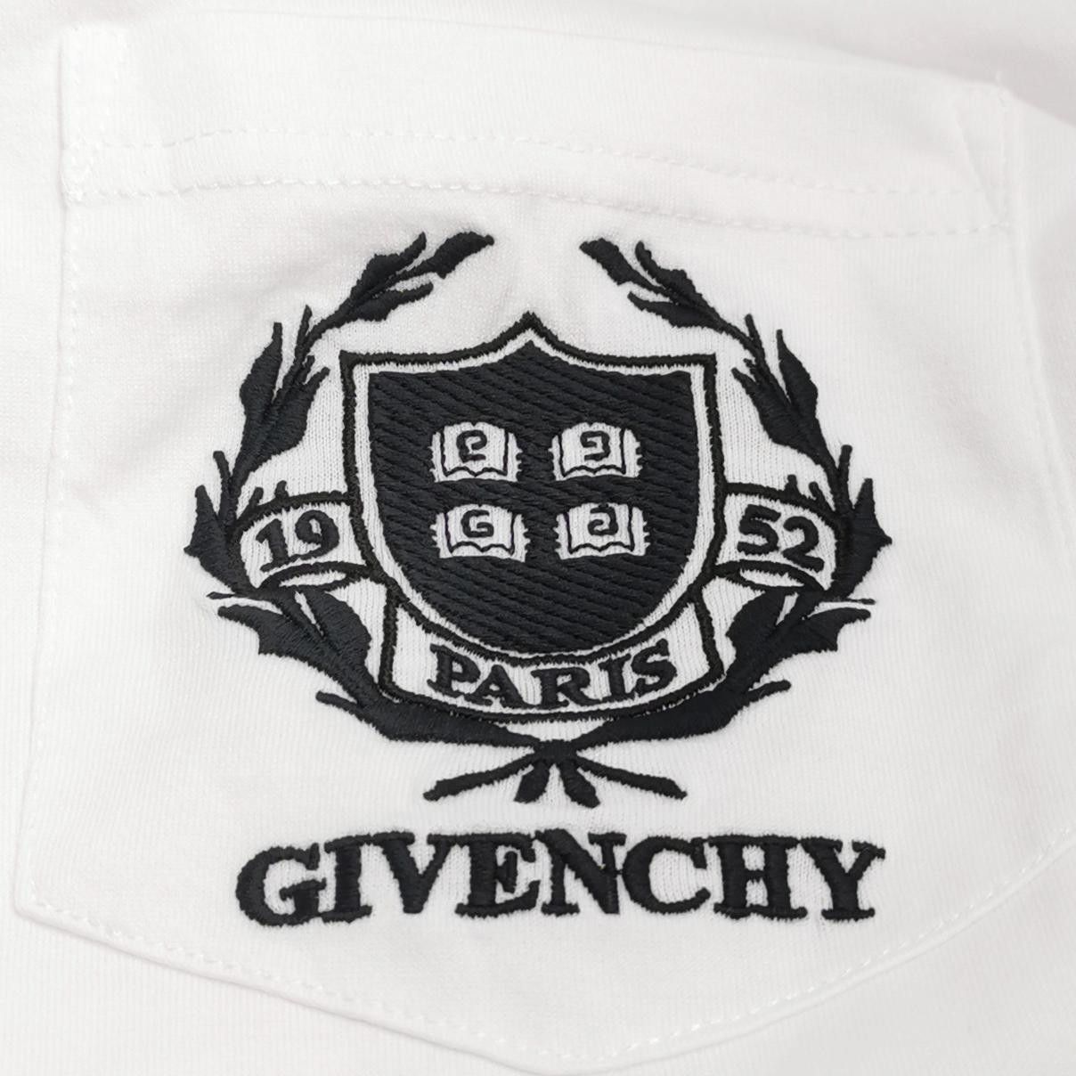 Givenchy Givenchy Crest Logo Pocket T-Shirt Size S Size US S / EU 44-46 / 1 - 4 Thumbnail