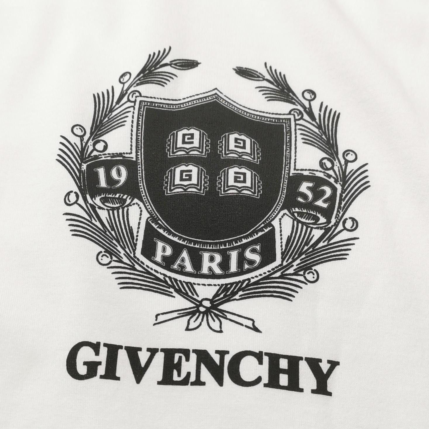 Givenchy Givenchy Logo Crest Print T-Shirt XXL Size US XXL / EU 58 / 5 - 4 Thumbnail