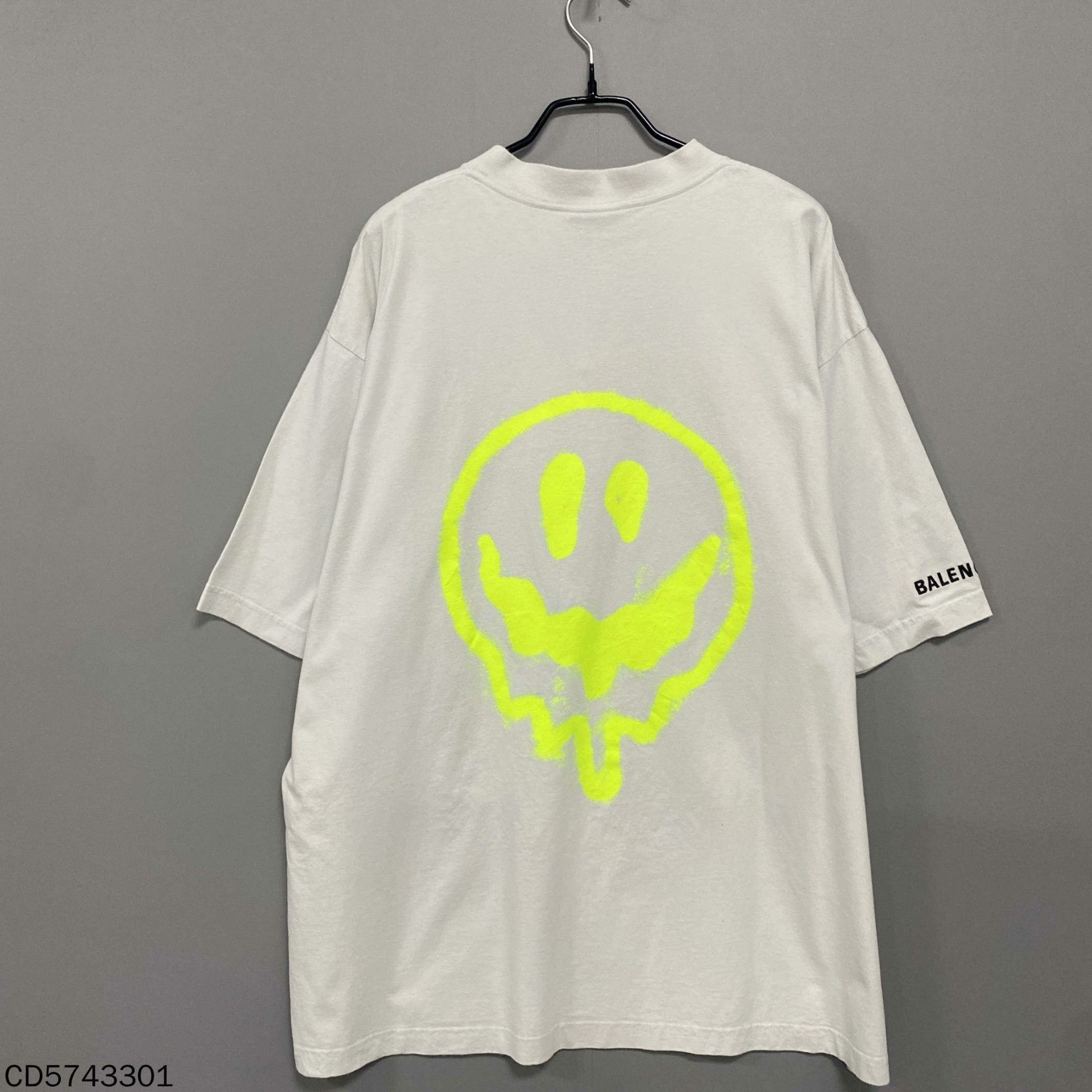 Balenciaga Balenciaga T-Shirt m Men Size US M / EU 48-50 / 2 - 3 Thumbnail
