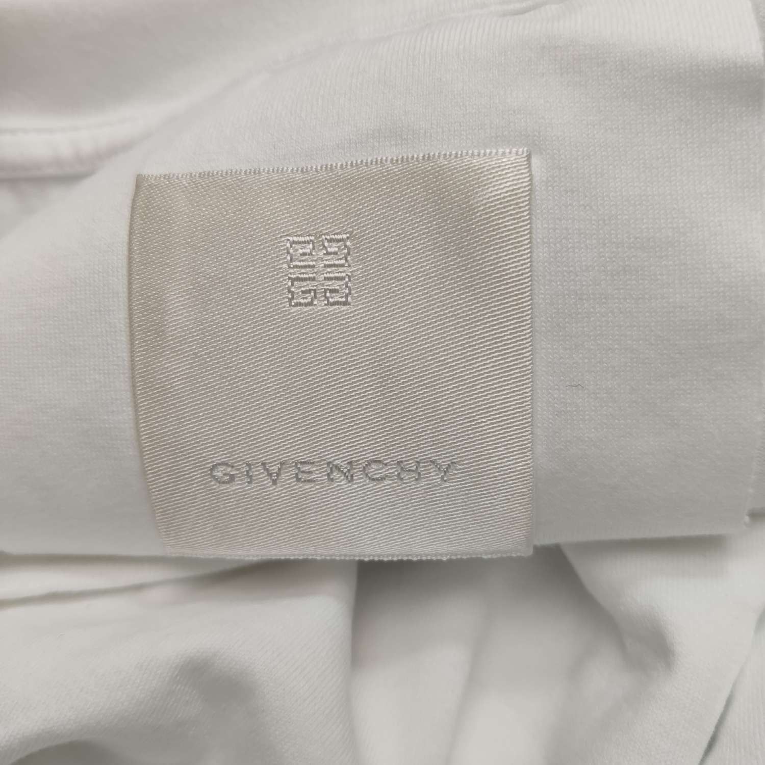 Givenchy Givenchy Crest Logo Pocket T-Shirt Size L Size US L / EU 52-54 / 3 - 6 Thumbnail