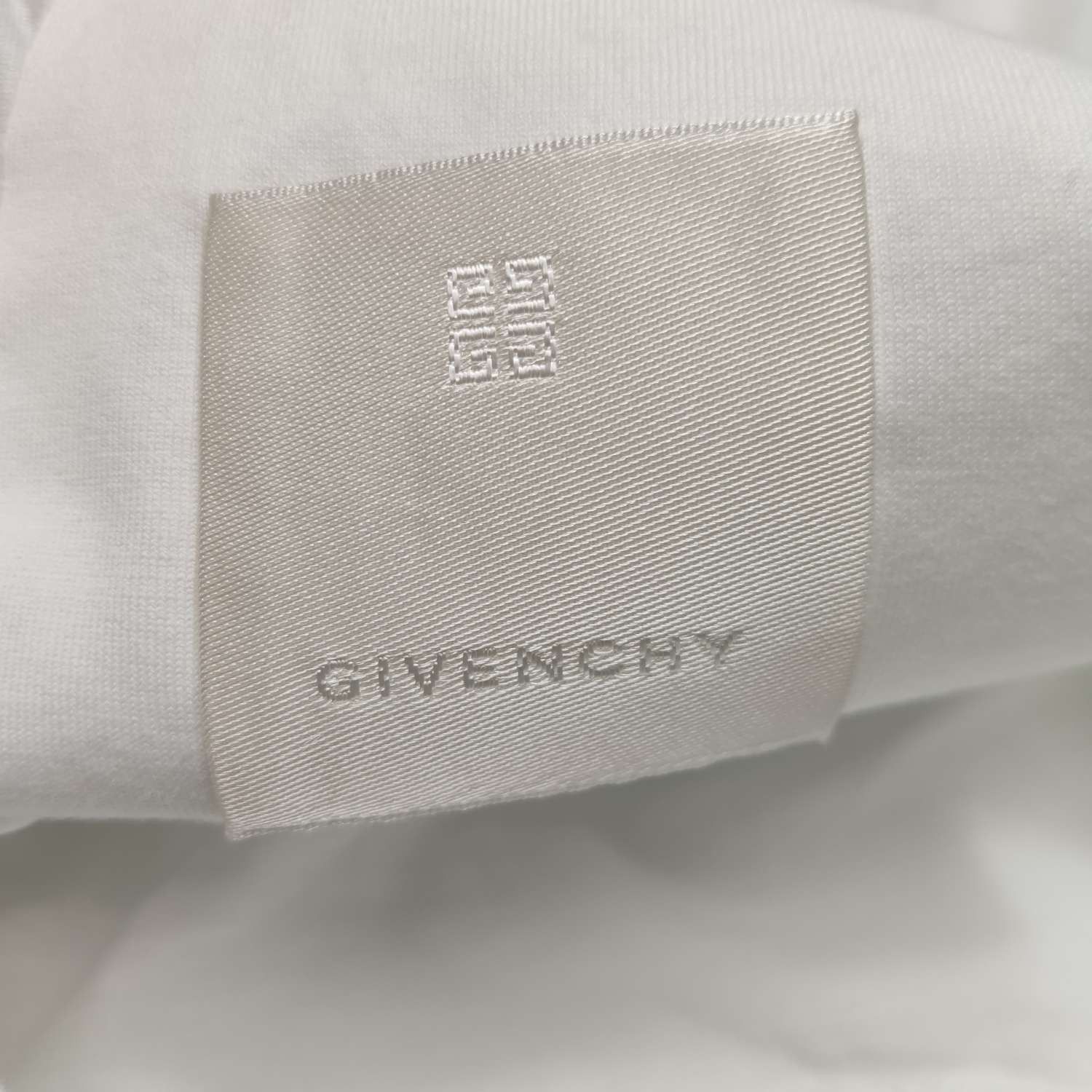 Givenchy Givenchy Crest Logo Short Sleeve T-Shirt Size L Size US L / EU 52-54 / 3 - 6 Thumbnail