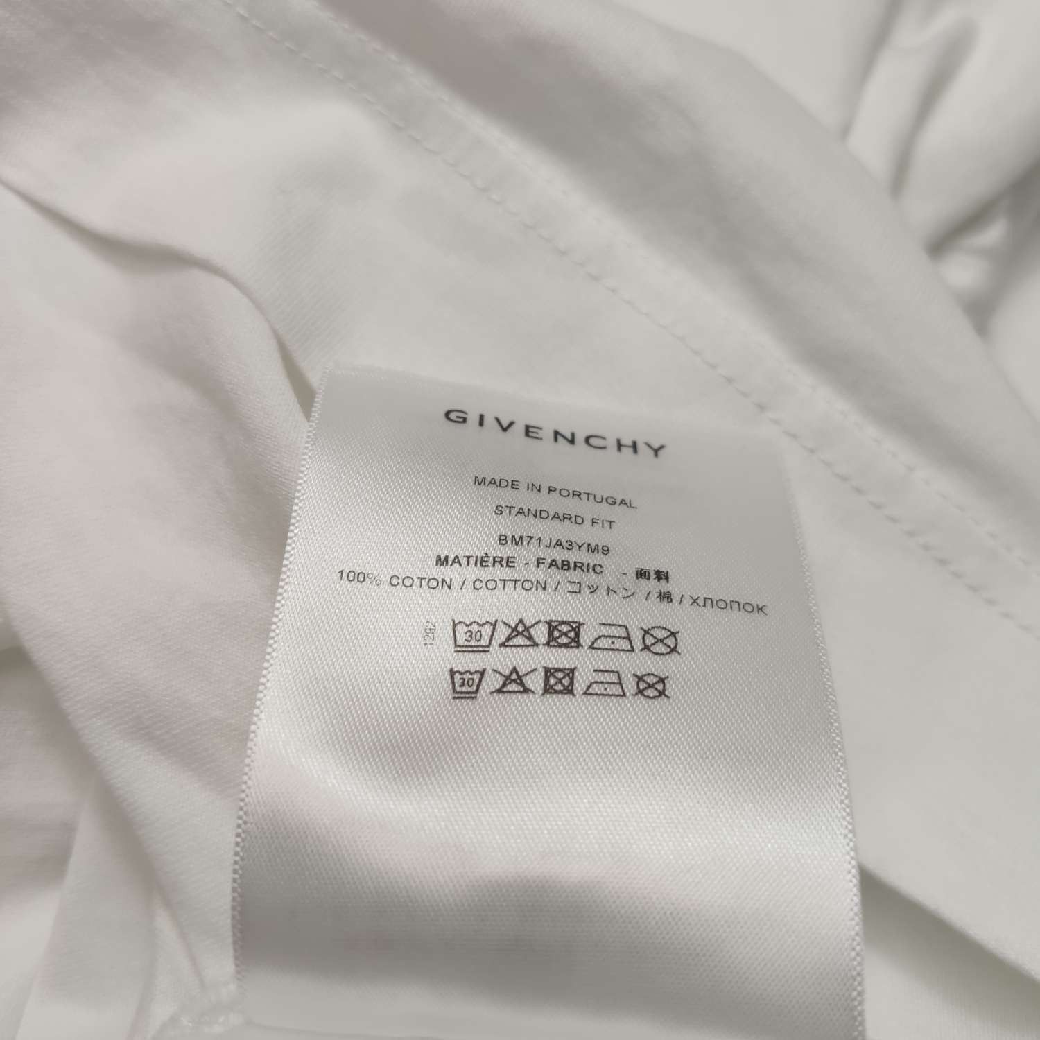 Givenchy Givenchy Crest Logo Short Sleeve T-Shirt Size L Size US L / EU 52-54 / 3 - 9 Thumbnail