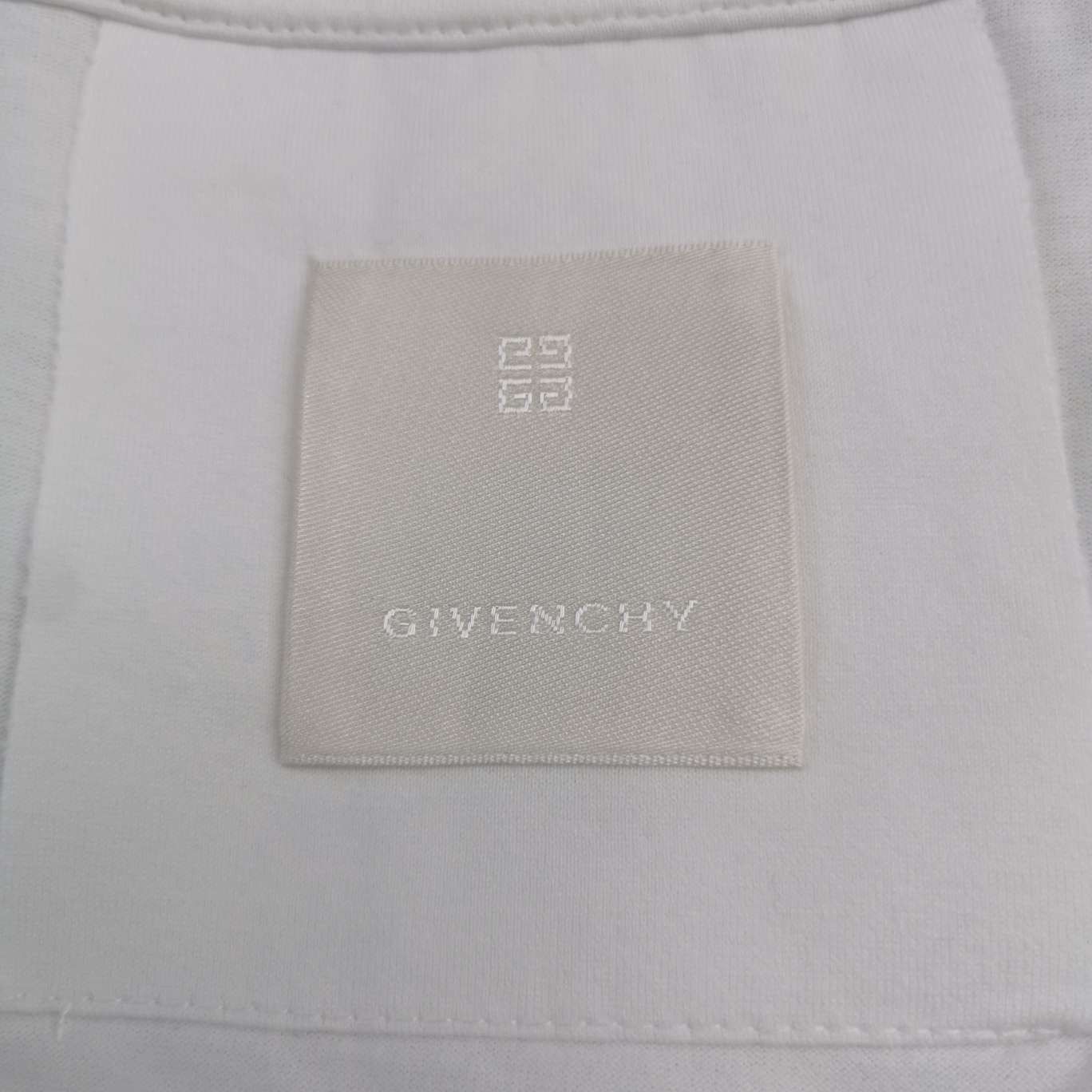 Givenchy Givenchy Crest Logo Pocket T-Shirt S Size US S / EU 44-46 / 1 - 6 Thumbnail