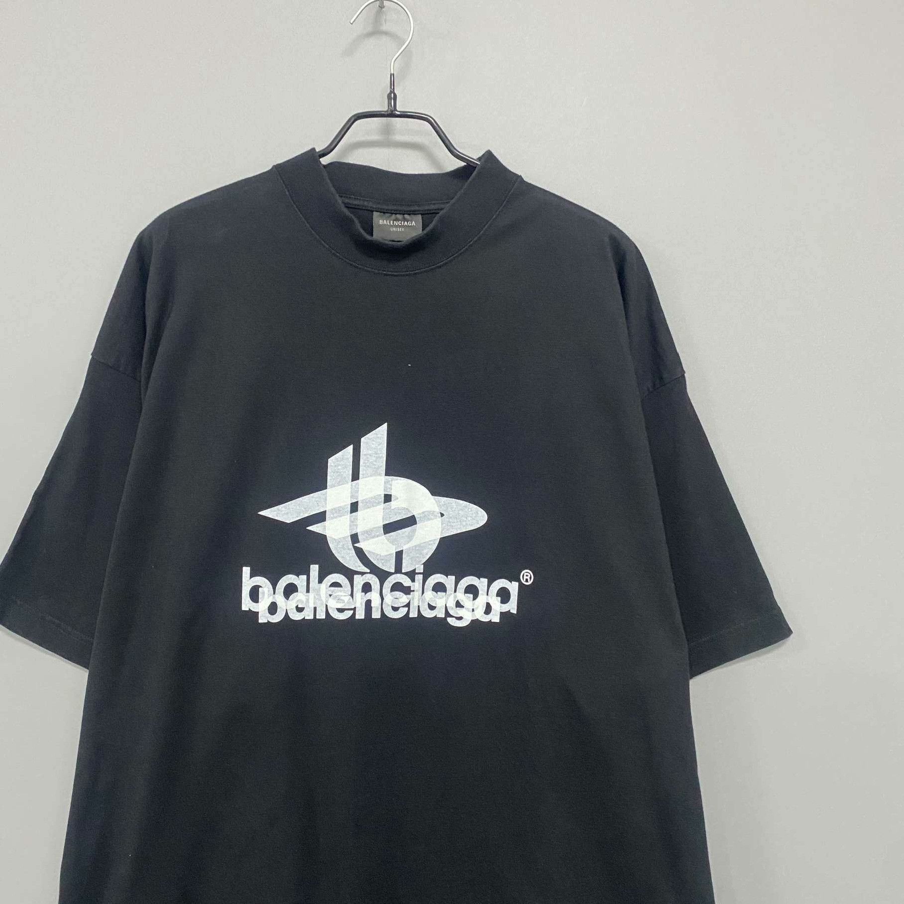 Balenciaga Balenciaga Printed T-Shirt l Men Size US L / EU 52-54 / 3 - 2 Thumbnail