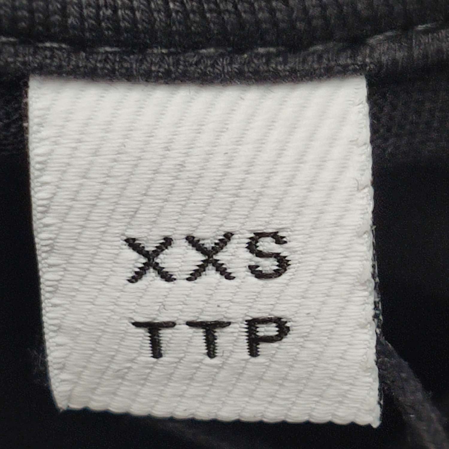 Burberry Burberry TB Monogram Logo Long Sleeve T-Shirt XXS Size US XXS / EU 40 - 7 Thumbnail