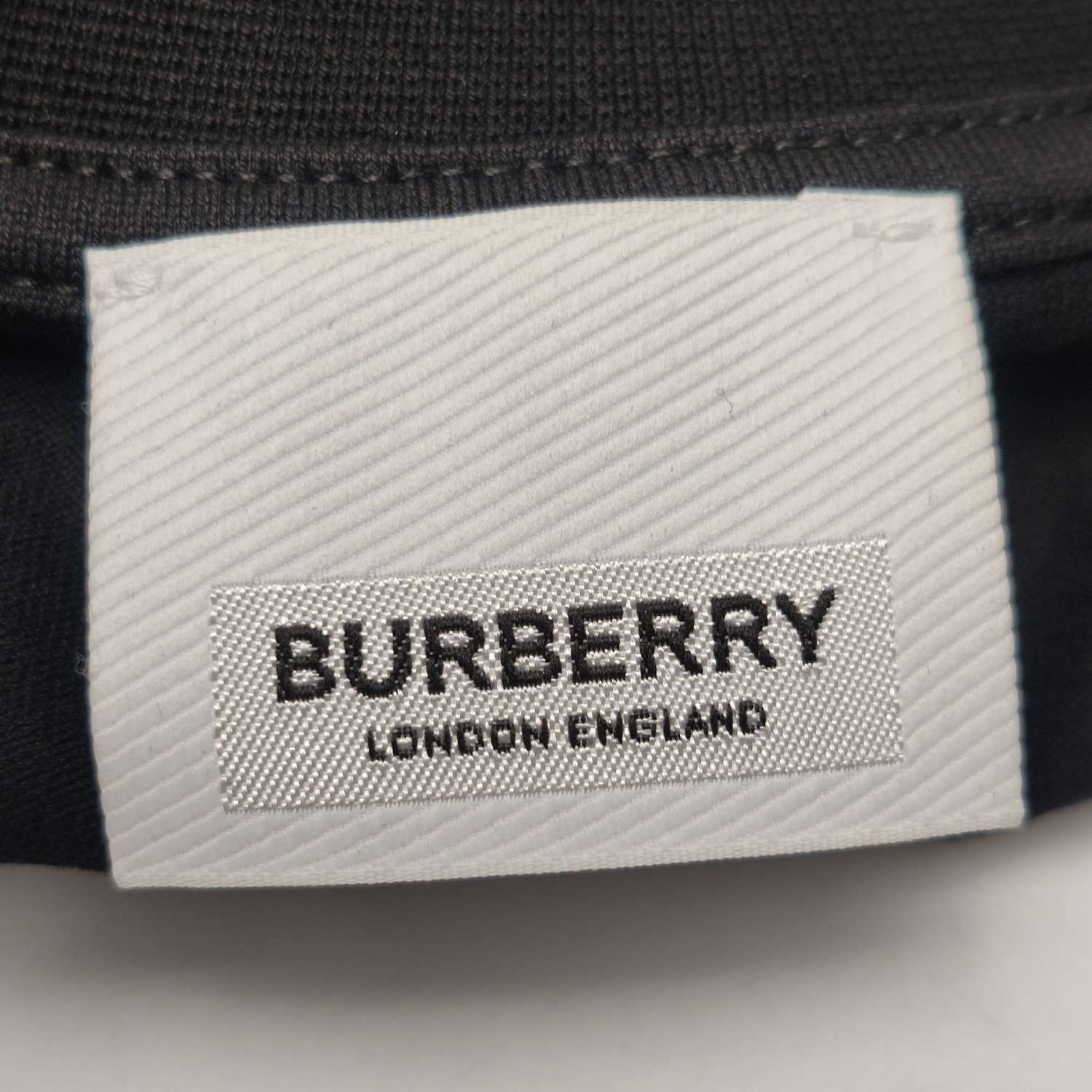 Burberry Burberry TB Monogram Logo Long Sleeve T-Shirt XXS Size US XXS / EU 40 - 6 Thumbnail