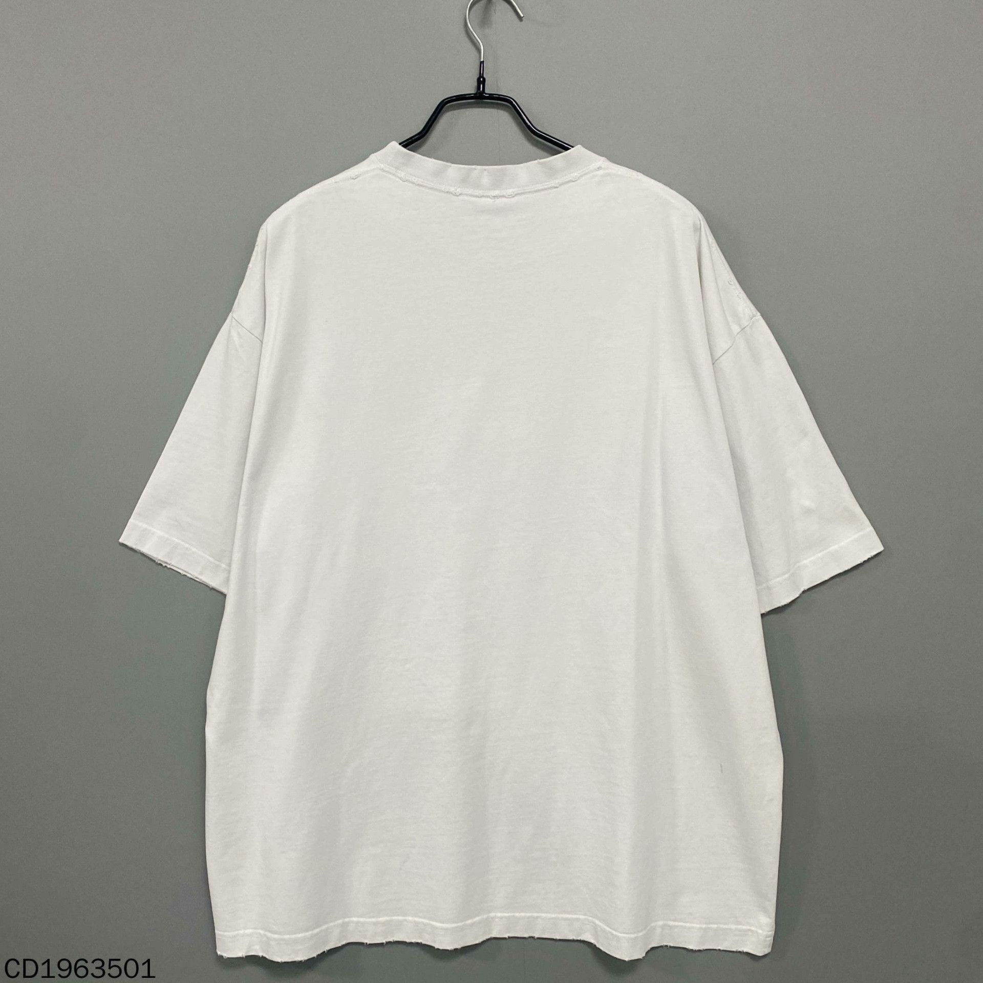 Balenciaga Balenciaga Printed T-Shirt l Men Size US L / EU 52-54 / 3 - 3 Thumbnail