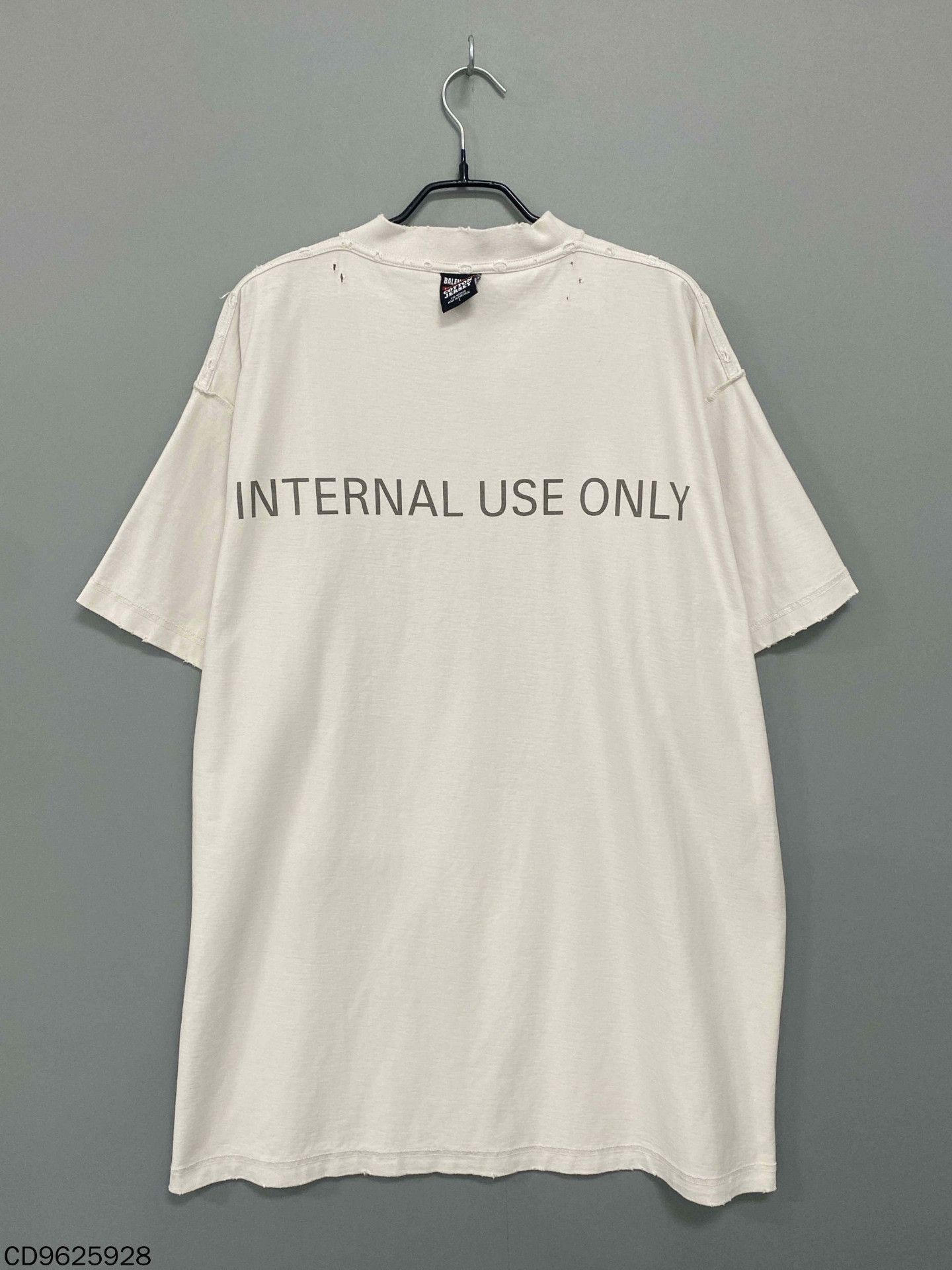 Balenciaga Balenciaga T-Shirt s Men Size US S / EU 44-46 / 1 - 3 Thumbnail