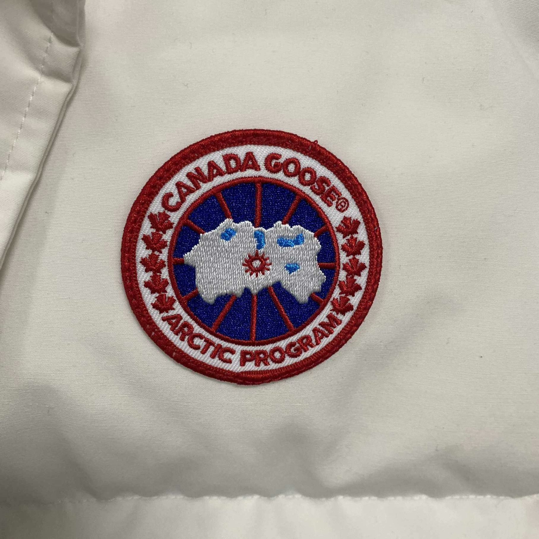 Canada Goose Canada Goose Collab Embroidered Vest xl Men Size US XL / EU 56 / 4 - 5 Thumbnail