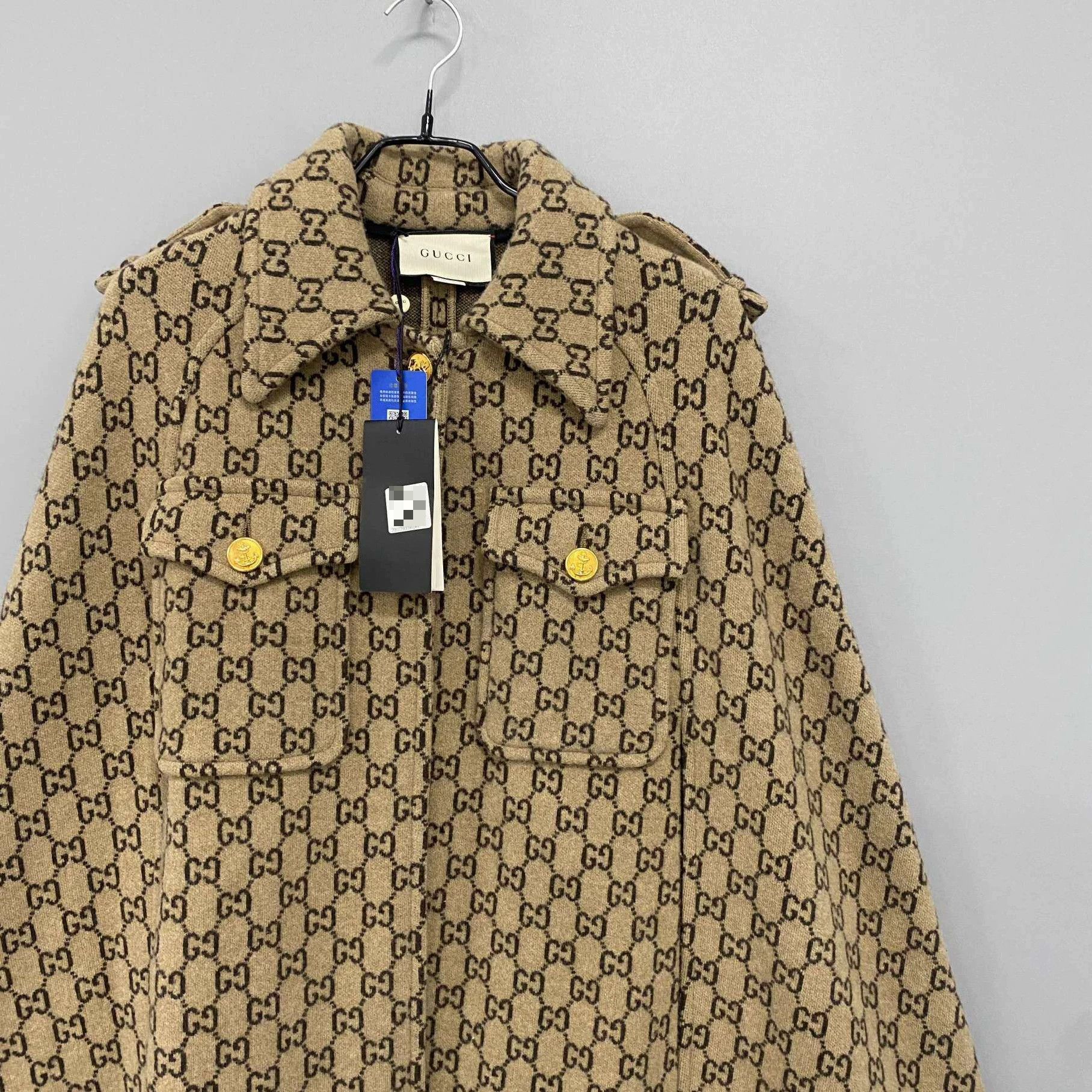 Gucci Gucci Gold Jacket M Women Size M / US 6-8 / IT 42-44 - 2 Thumbnail