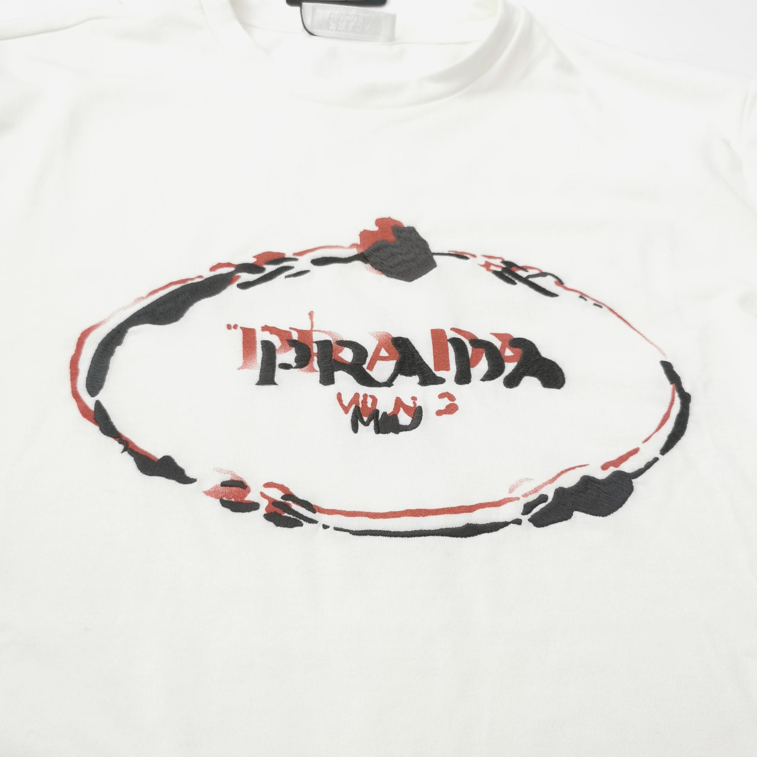 Prada Prada Logo Graphic White T-Shirt Size M Size US M / EU 48-50 / 2 - 4 Thumbnail