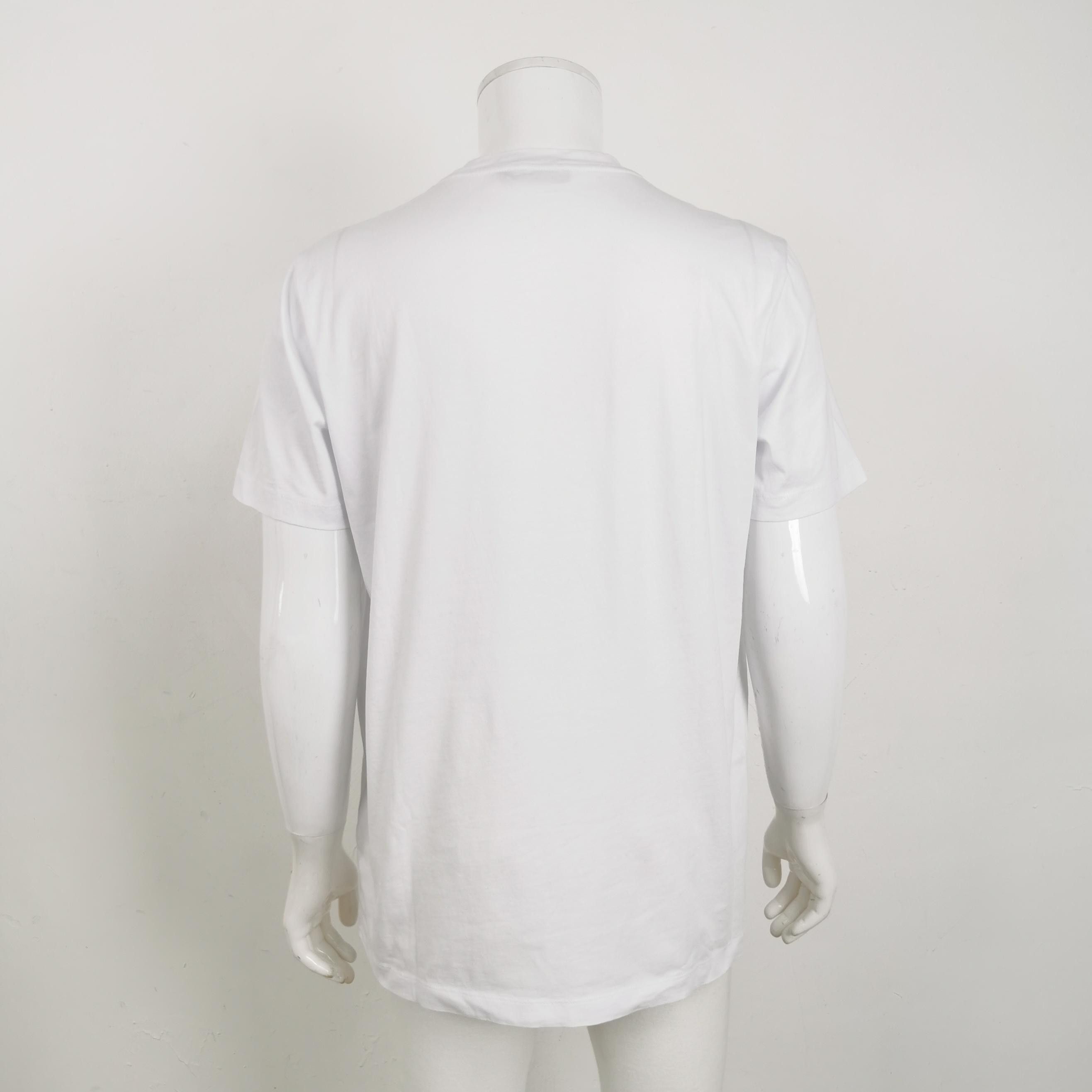 Moncler Moncler Logo Patch White T-Shirt XL Size US XL / EU 56 / 4 - 3 Thumbnail