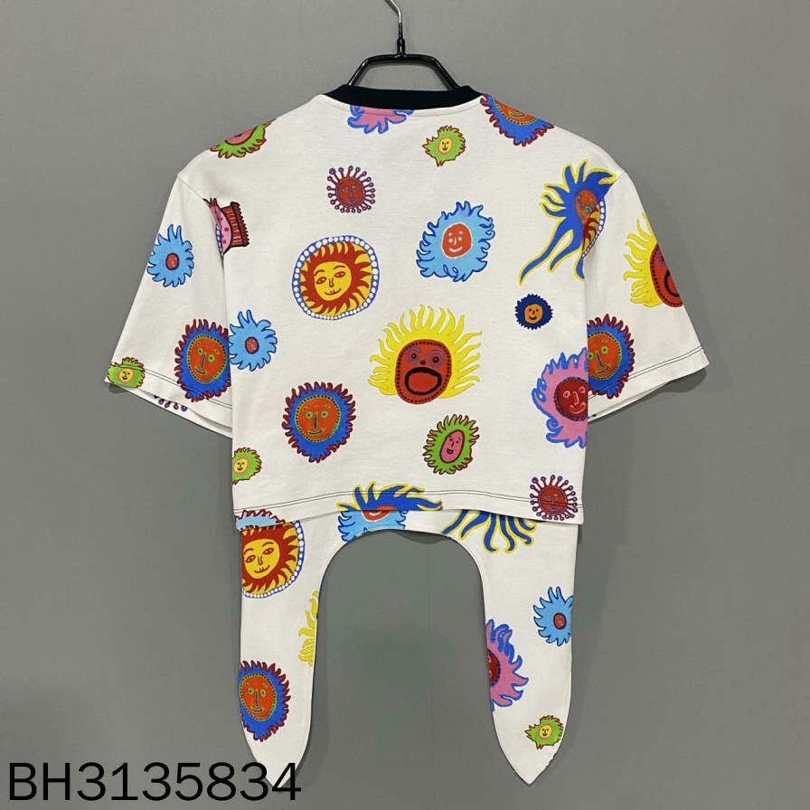 Louis Vuitton Louis Vuitton Printed Graphic T-Shirt S Women Size S / US 4 / IT 40 - 3 Thumbnail
