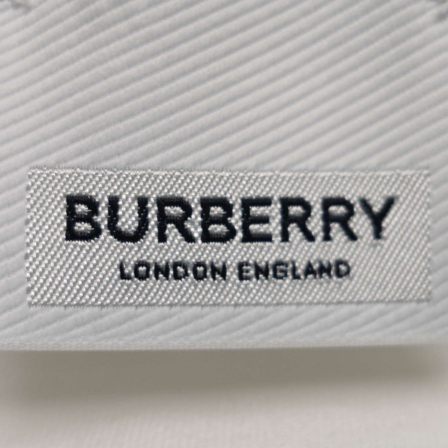 Burberry Burberry Icon Stripe Pocket T-Shirt Size S Size US S / EU 44-46 / 1 - 6 Thumbnail