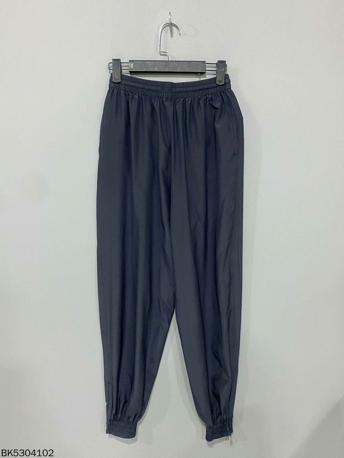 Prada Prada Nylon Blue Pants 26 Women Size 26" / US 2 / IT 38 - 2 Thumbnail