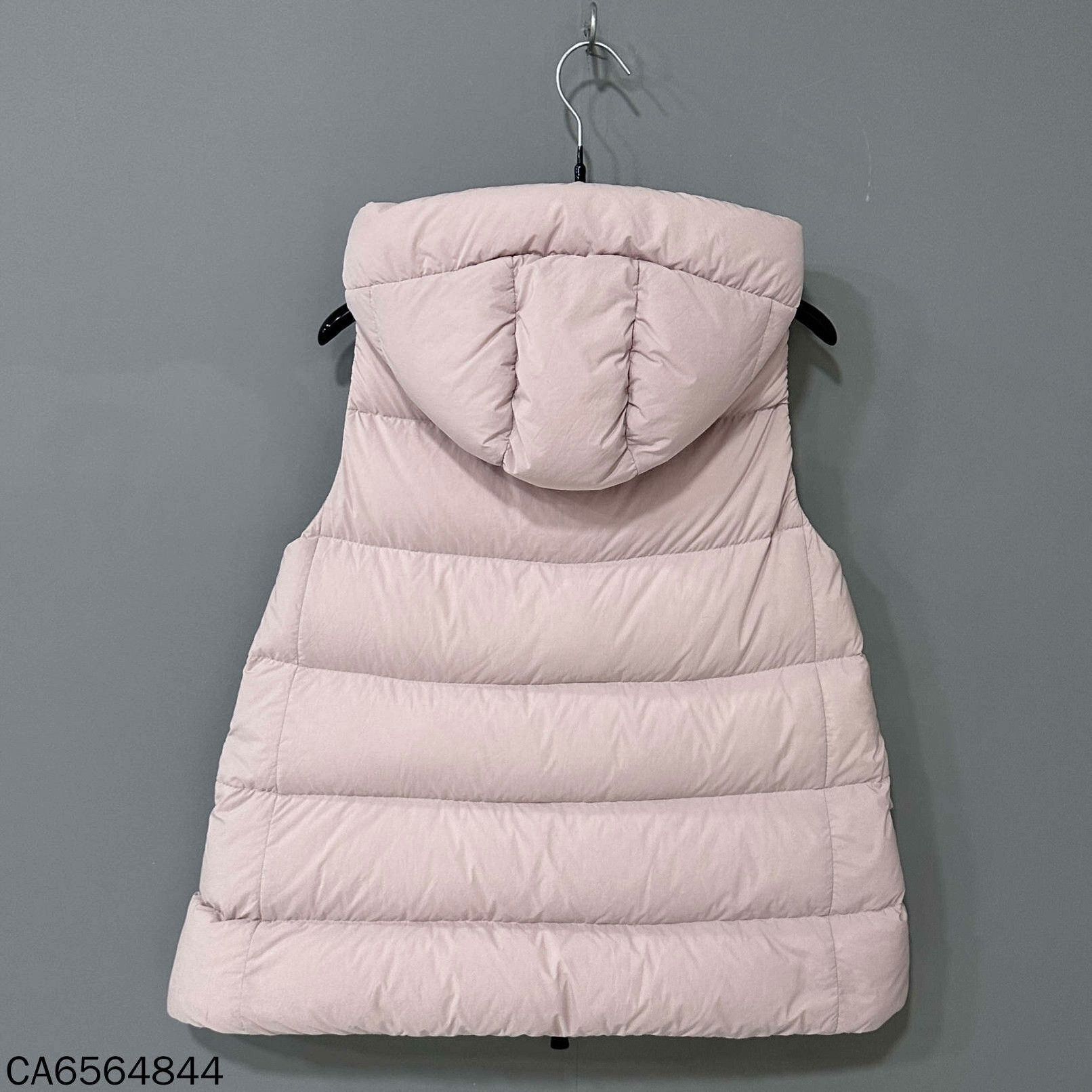 Moncler Moncler Down White Down Jacket S Women Size S / US 4 / IT 40 - 3 Thumbnail