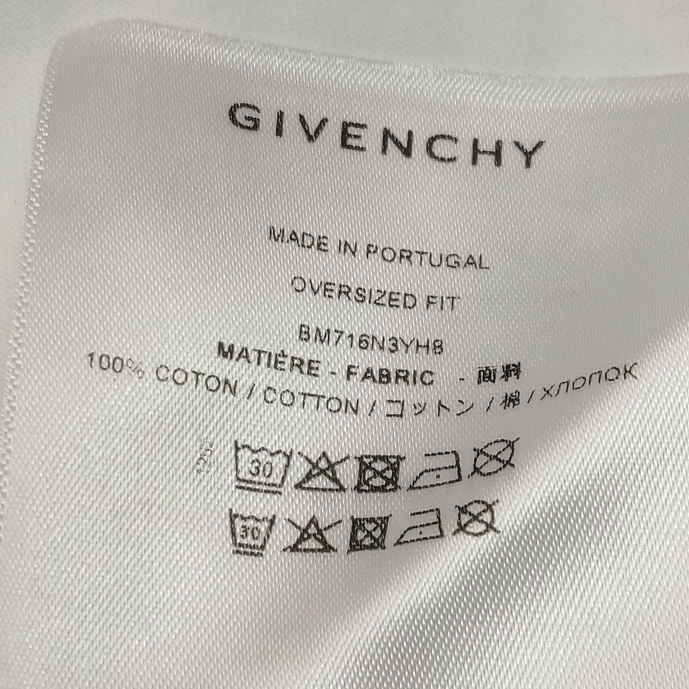 Givenchy Givenchy Heart Logo Graphic T-Shirt XXS Size US XXS / EU 40 - 7 Thumbnail