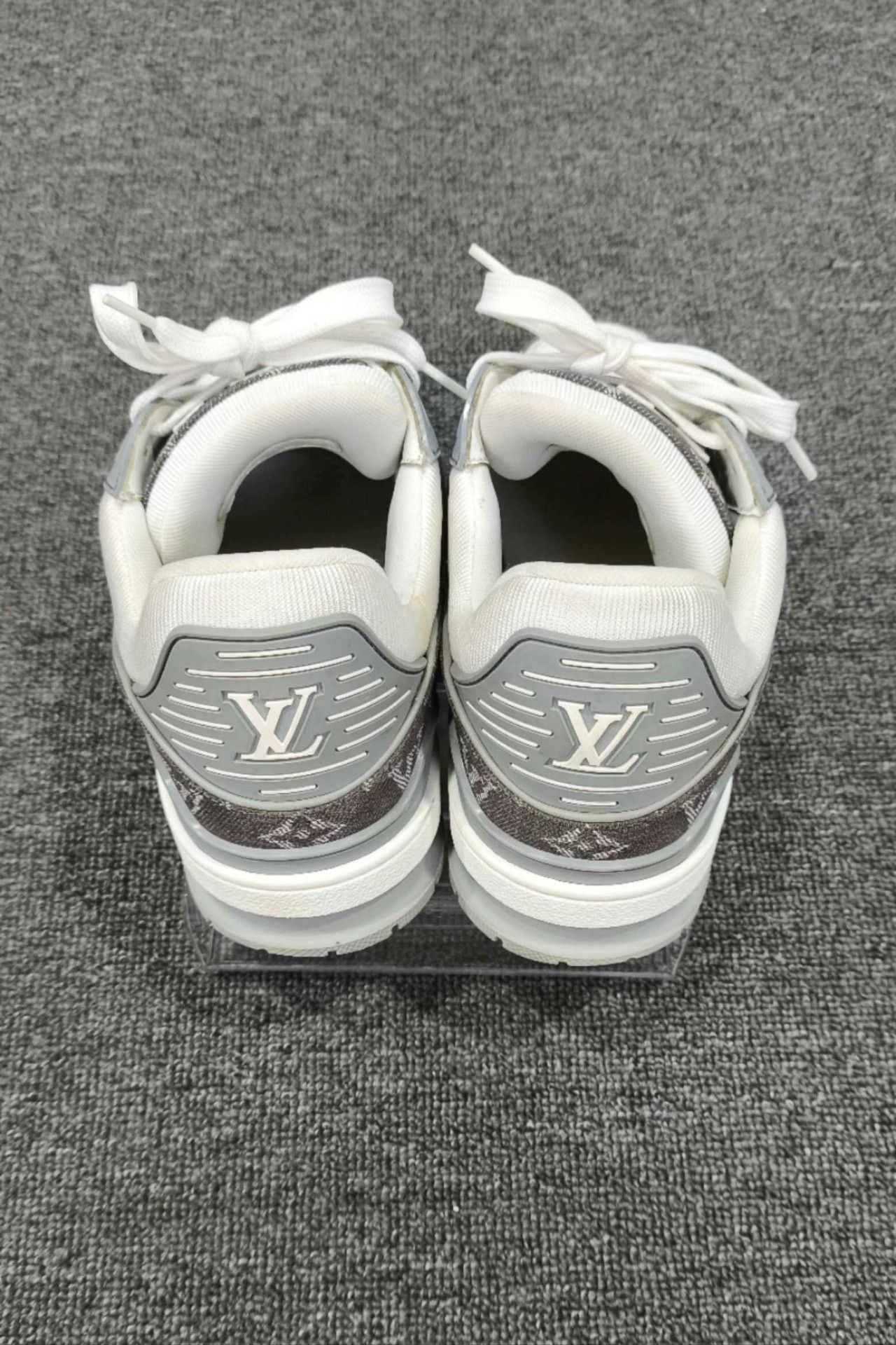 Louis Vuitton Louis Vuitton Training Denim Gray Lowtop Sneakers 8 Men Size US 8 / EU 41 - 5 Thumbnail